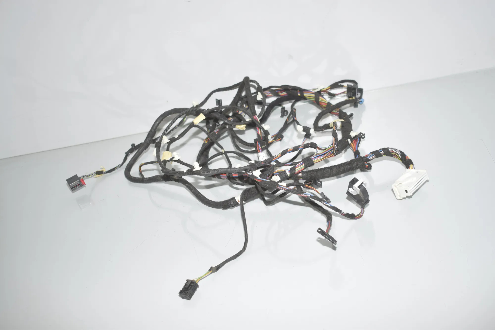 Other Wiring Loom – OEM 9354043 · BMW 2 Active Tourer (F45) 220 d 2015 – 3