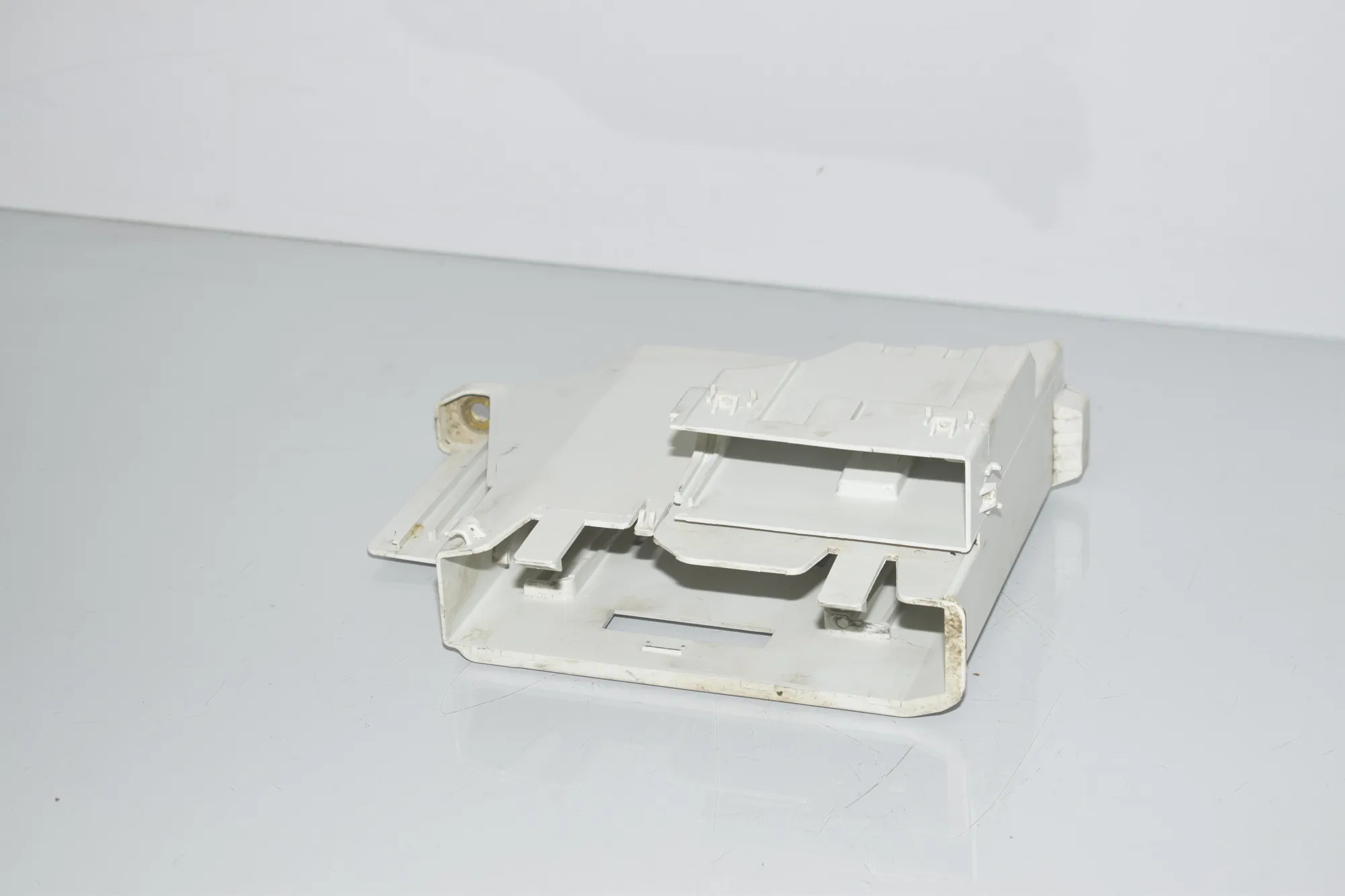 Bracket – OEM 8573956 · BMW 2 Active Tourer (F45) 220 d 2015 – 2