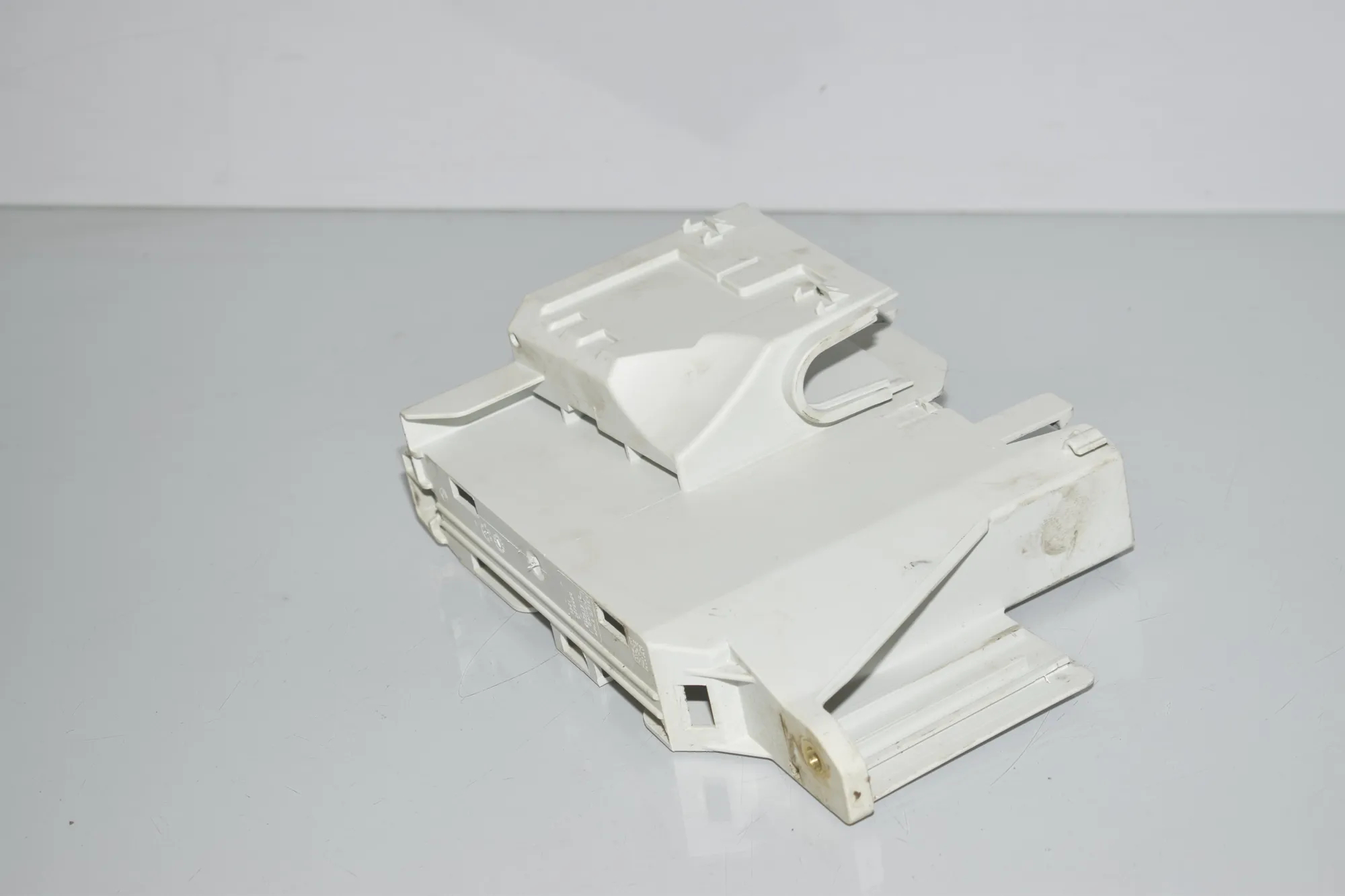 Bracket – OEM 8573956 · BMW 2 Active Tourer (F45) 220 d 2015