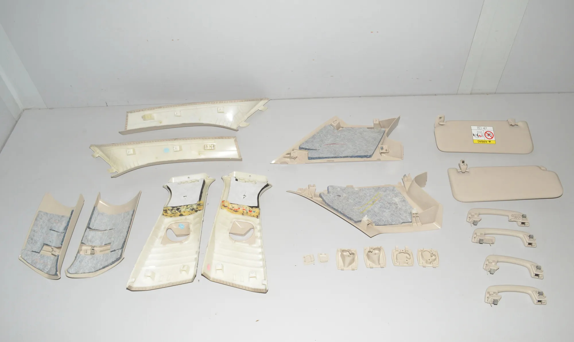 Interior Side Pillars Trim Kit – OEM 7396411 · BMW X3 (G01, F97) BMW X3 (G01, F97) xDrive 20 d 2019 – 9