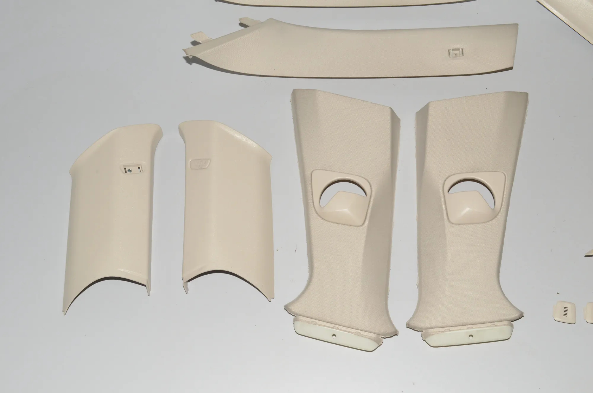Interior Side Pillars Trim Kit – OEM 7396411 · BMW X3 (G01, F97) BMW X3 (G01, F97) xDrive 20 d 2019 – 2