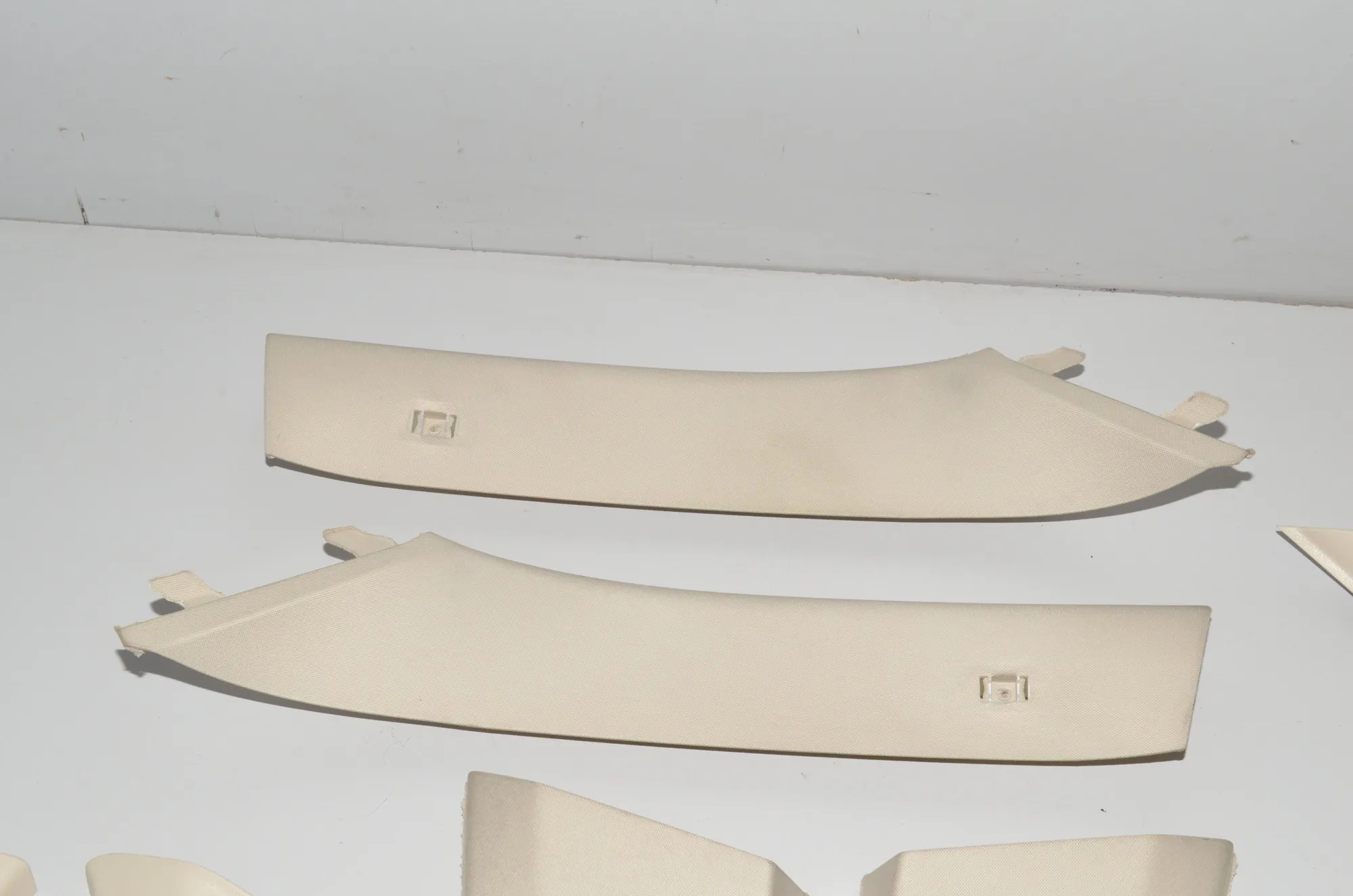 Interior Side Pillars Trim Kit – OEM 7396411 · BMW X3 (G01, F97) BMW X3 (G01, F97) xDrive 20 d 2019 – 3