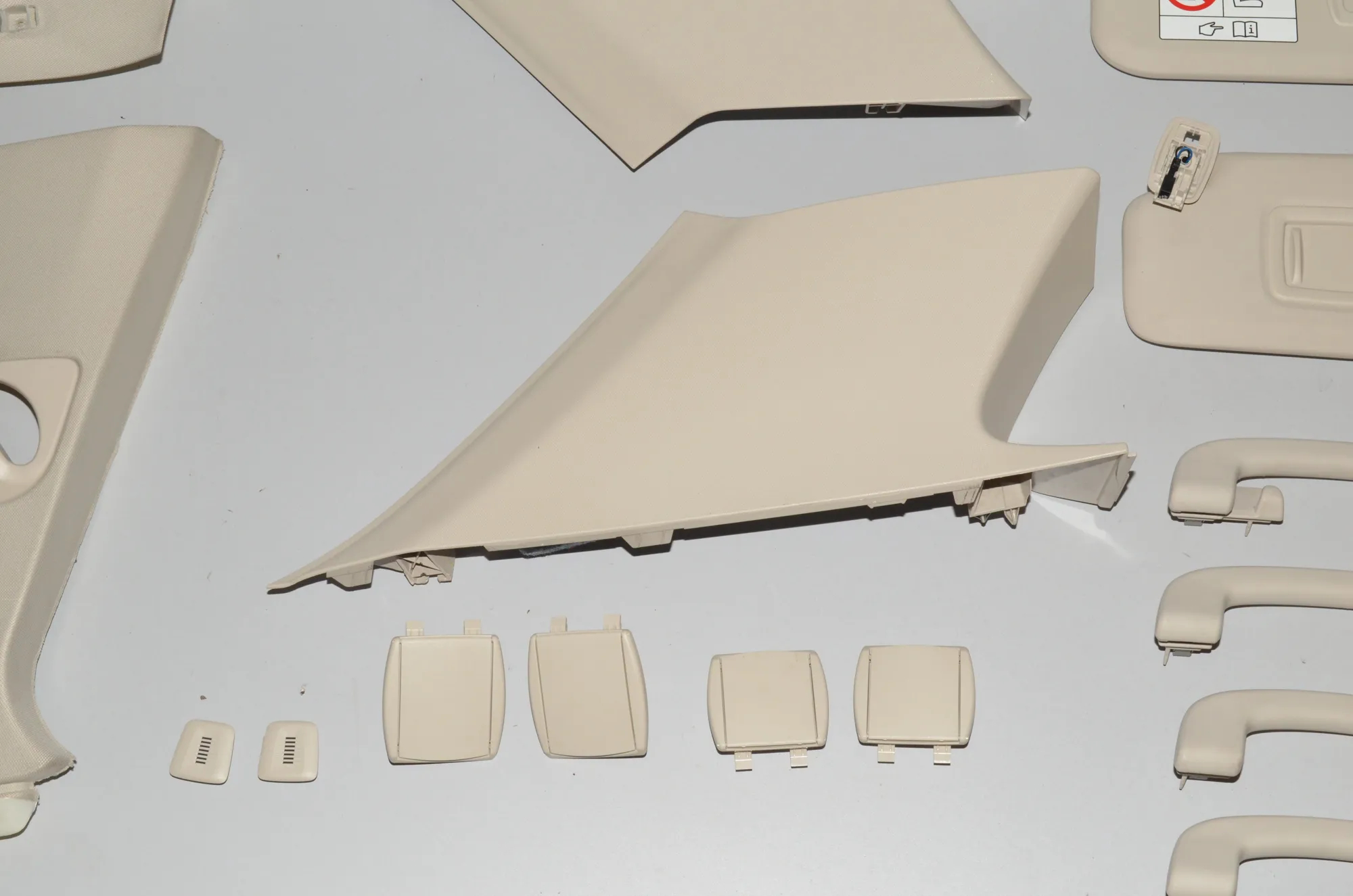 Interior Side Pillars Trim Kit – OEM 7396411 · BMW X3 (G01, F97) BMW X3 (G01, F97) xDrive 20 d 2019 – 4