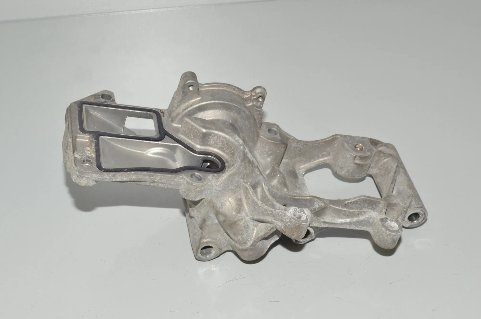 Thermostate Frame – OEM 8575850 · BMW 2 Active Tourer (F45) 220 d 2015 – 3
