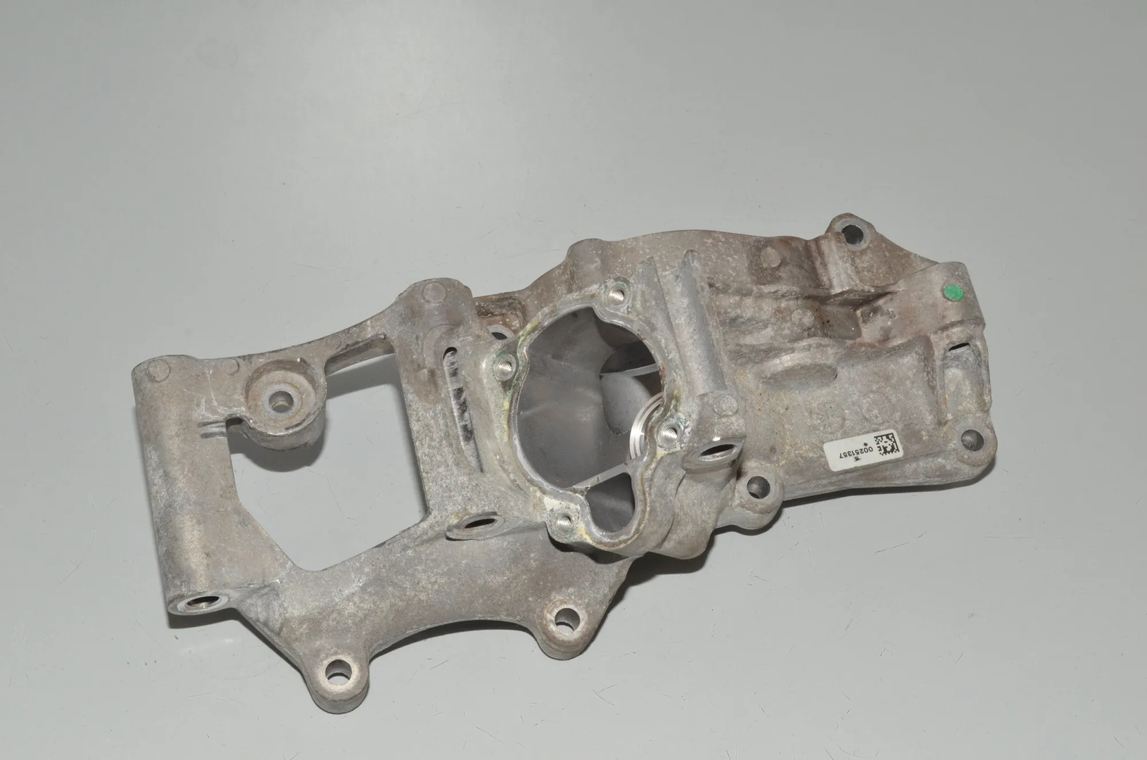 Thermostate Frame – OEM 8575850 · BMW 2 Active Tourer (F45) 220 d 2015 – 2