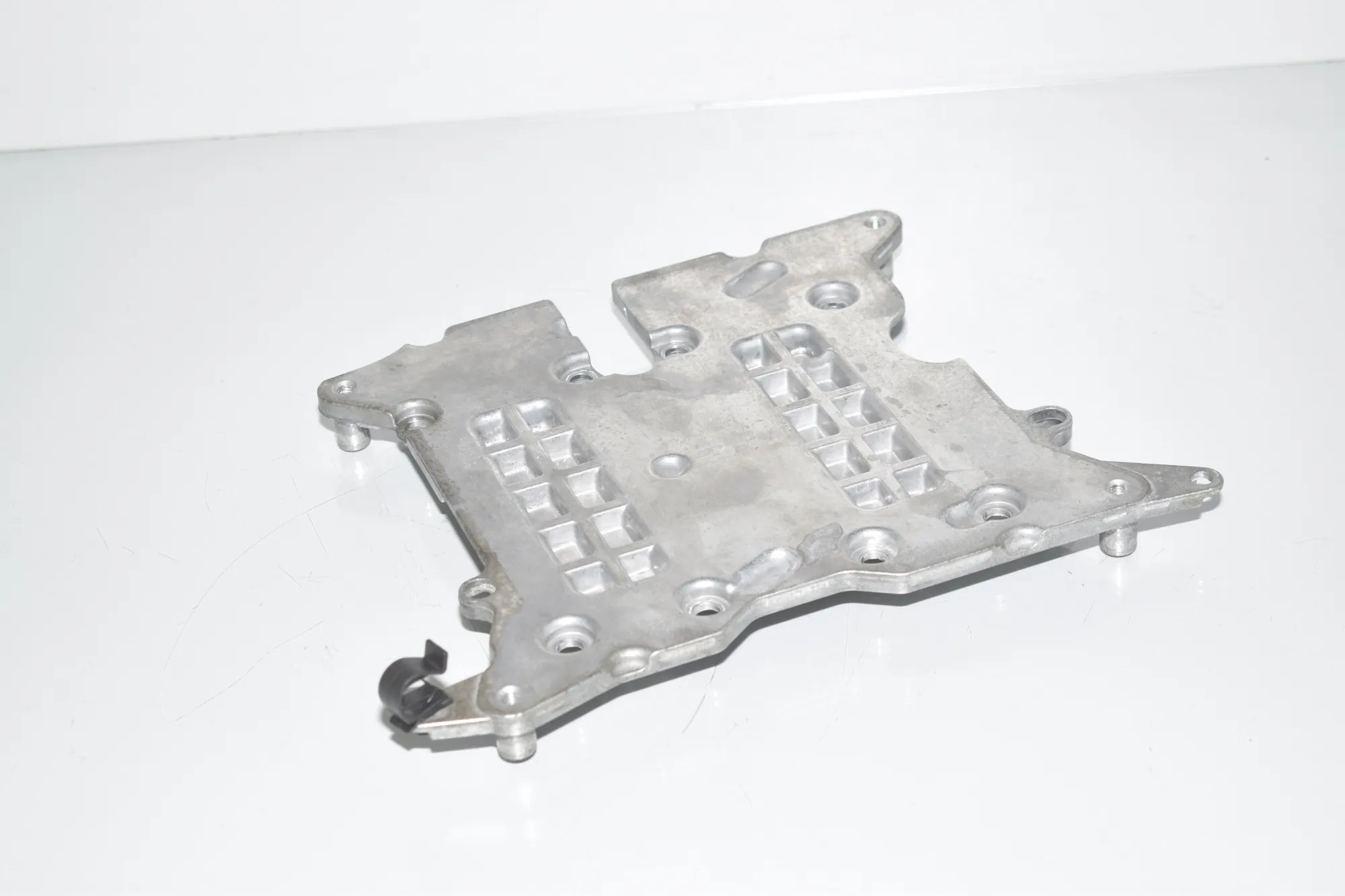 Bracket – OEM 7608759 · BMW X1 (E84) xDrive 20 i 2014 – 3