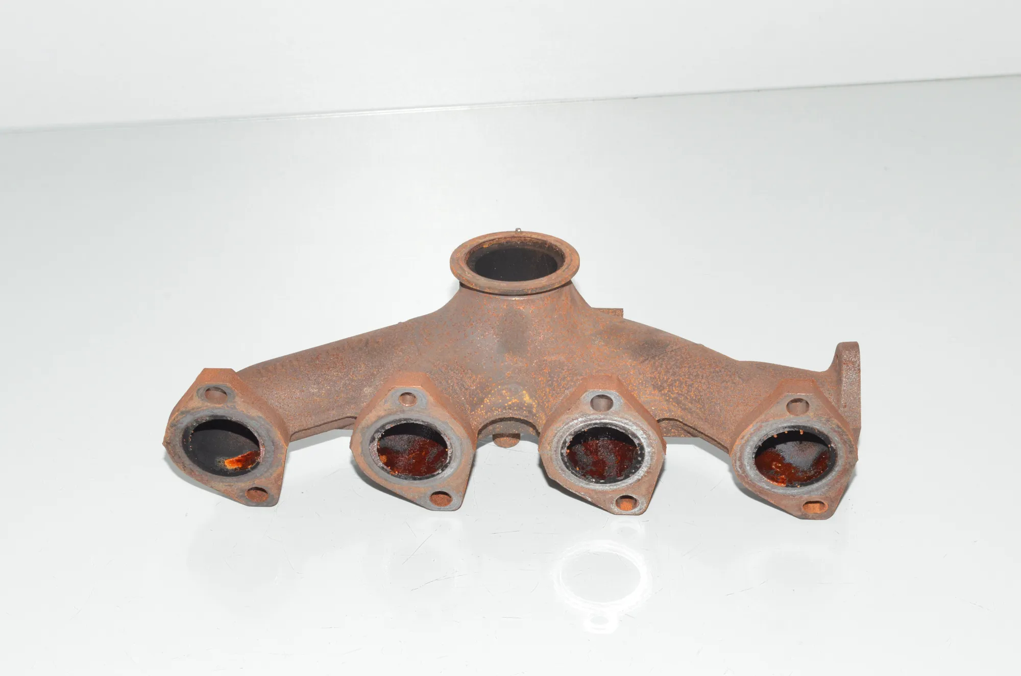 Exhaust Manifold – OEM 8519889 · BMW 2 Active Tourer (F45) 220 d 2015 – 3