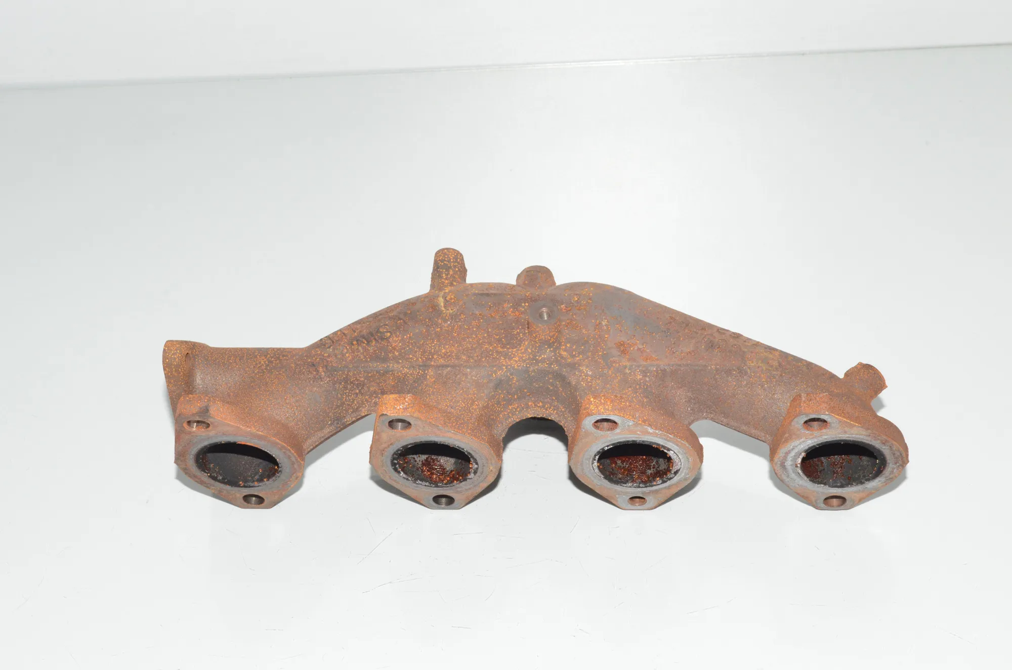 Exhaust Manifold – OEM 8519889 · BMW 2 Active Tourer (F45) 220 d 2015 – 4