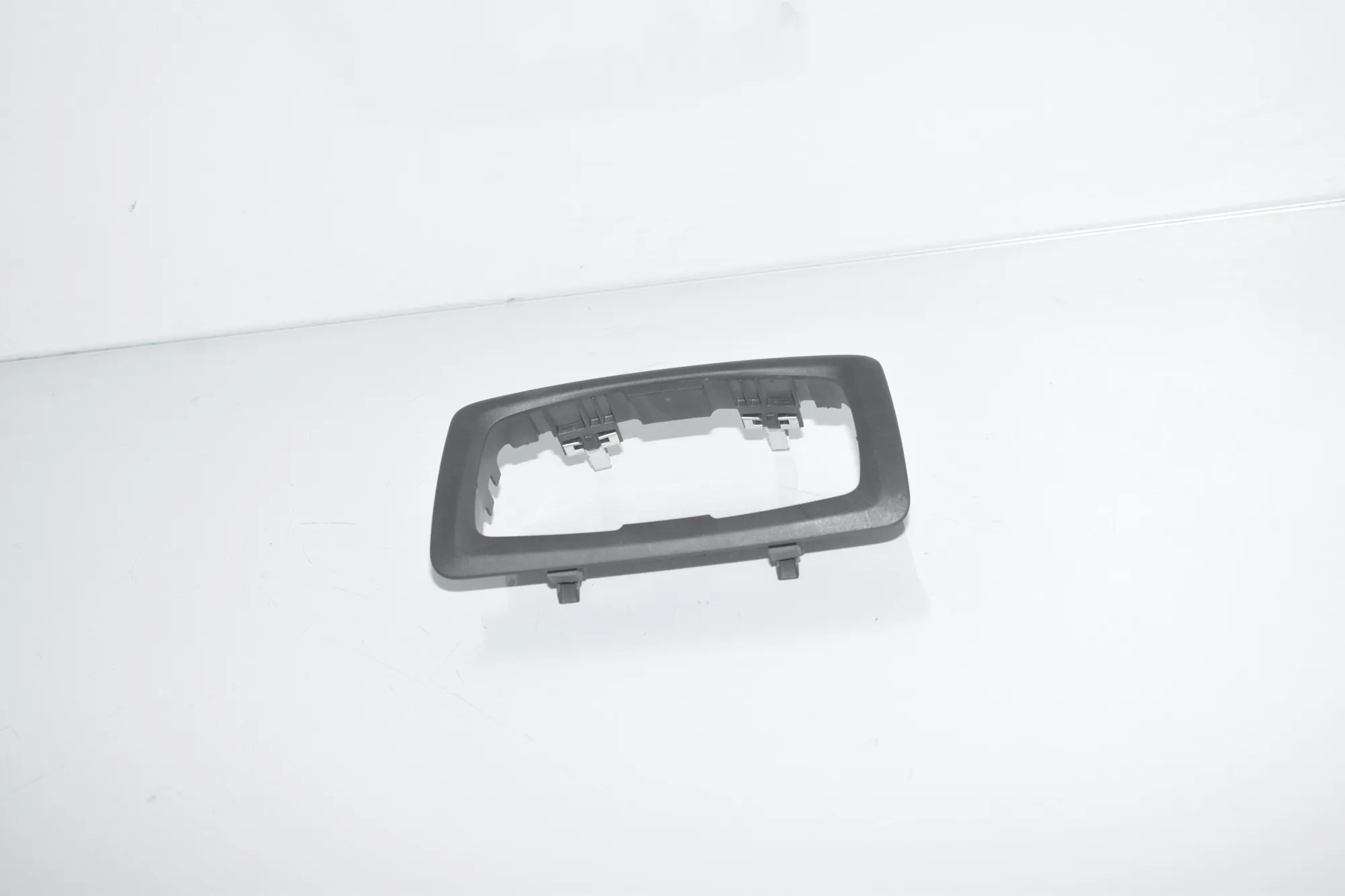 Headlight Switch Trim – OEM 9262959 · BMW 2 Active Tourer (F45) 220 d 2015