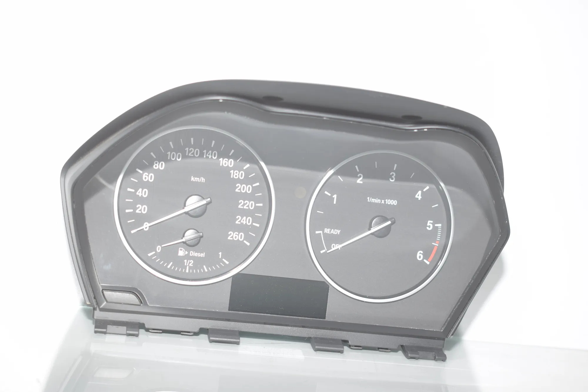 Instrument Cluster Speedometer – OEM 9371008 · BMW 2 Active Tourer (F45) 220 d 2015 – 5