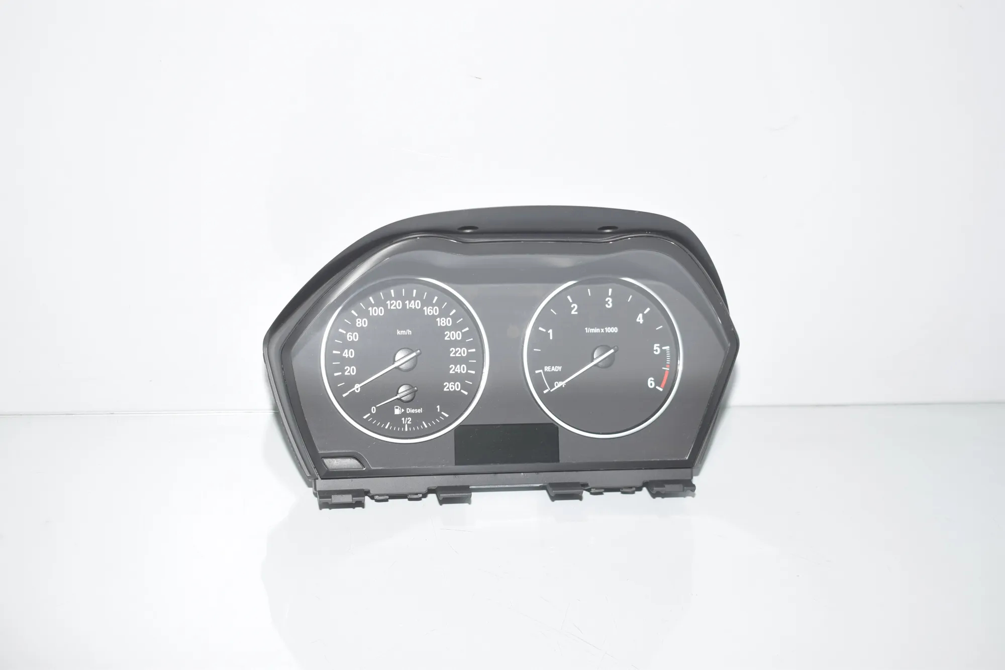 Instrument Cluster Speedometer – OEM 9371008 · BMW 2 Active Tourer (F45) 220 d 2015