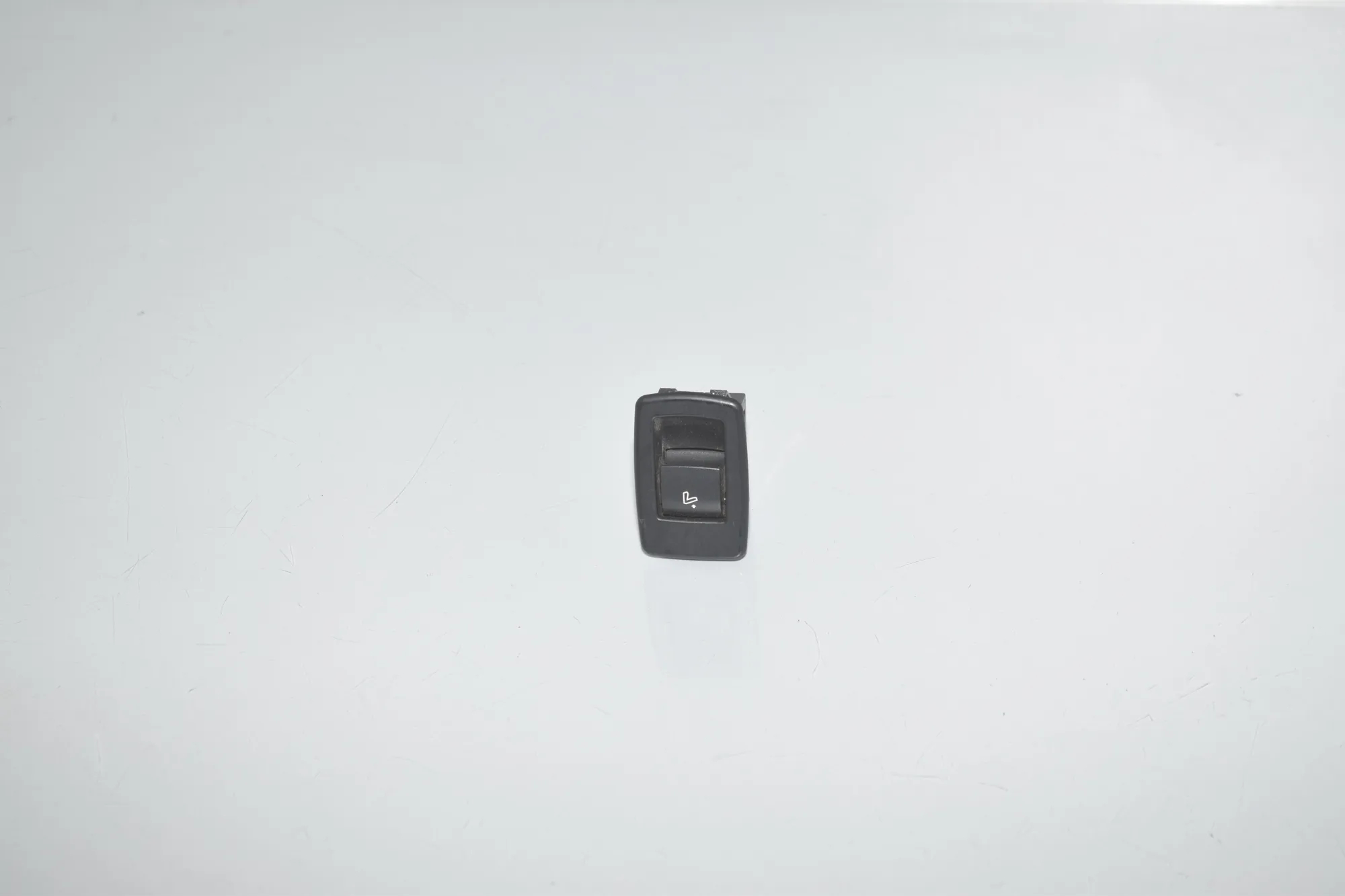Switches – OEM 9290729 · BMW 2 Active Tourer (F45) 220 d 2015