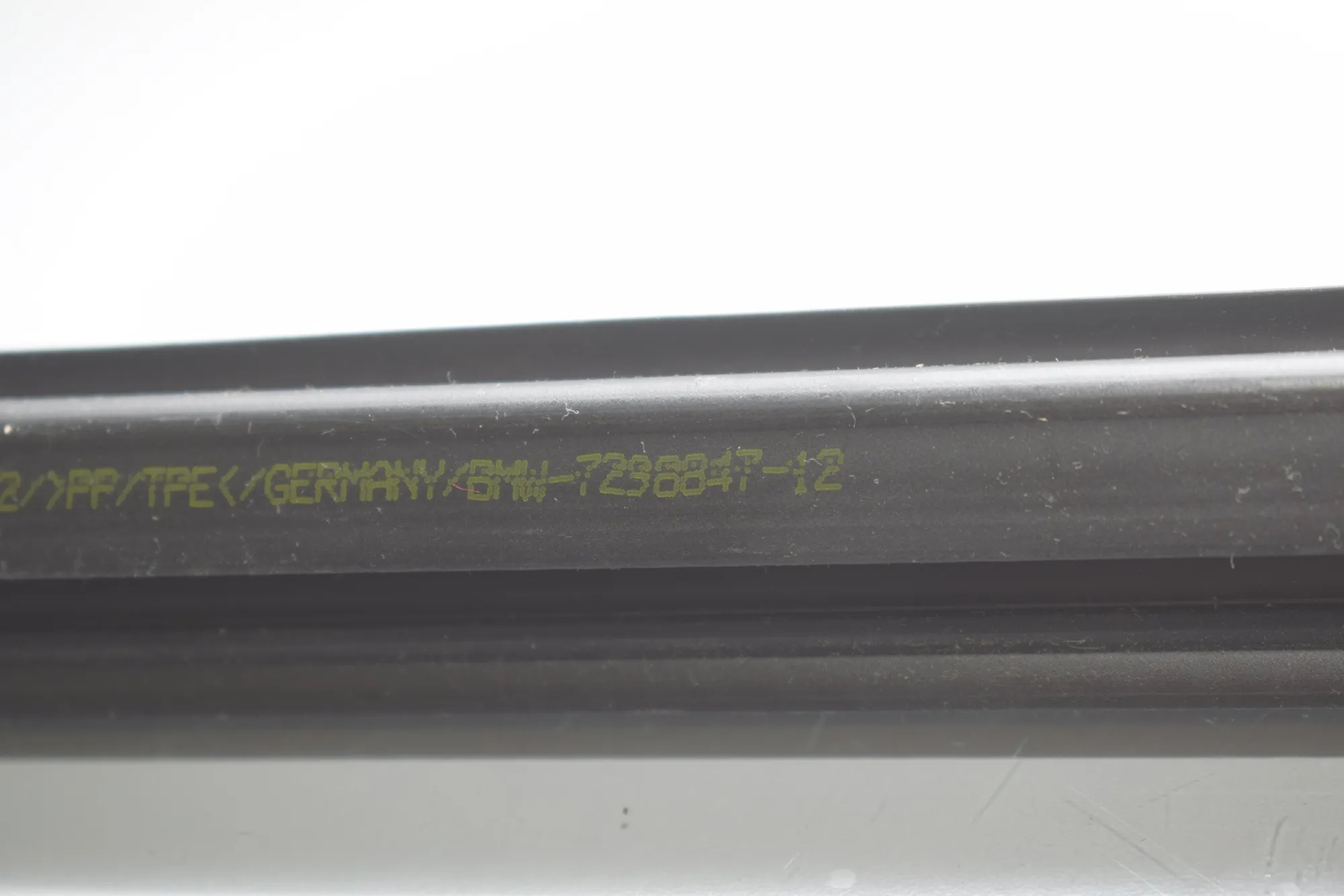 Rear Left Door Window Strip – OEM 7298847 · BMW 2 Active Tourer (F45) 220 d 2015 – 5