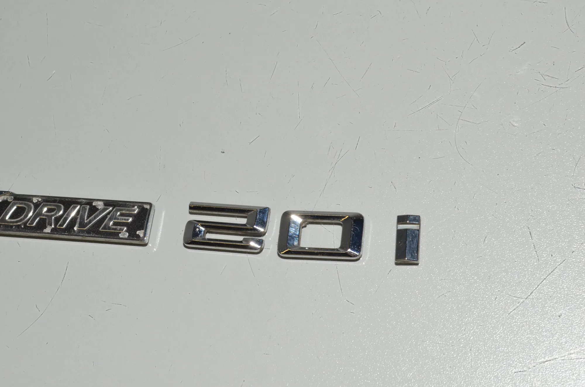 Car Manufacturer Badge Emblem – OEM 7362667 · BMW X1 (E84) xDrive 20 i 2014 – 3
