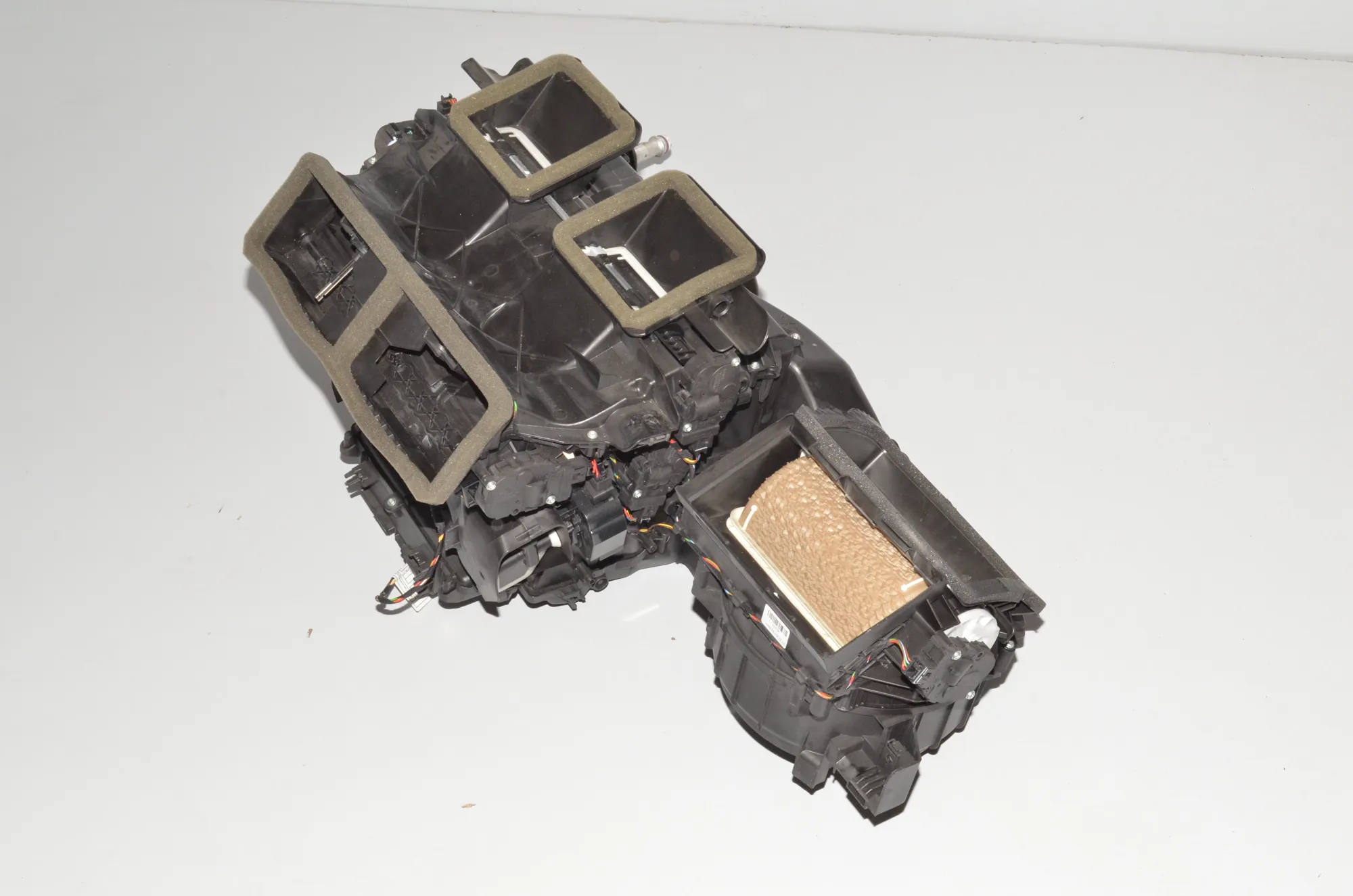 Interior Heater – OEM 64119251546 · BMW X1 (E84) xDrive 20 i 2014 – 3