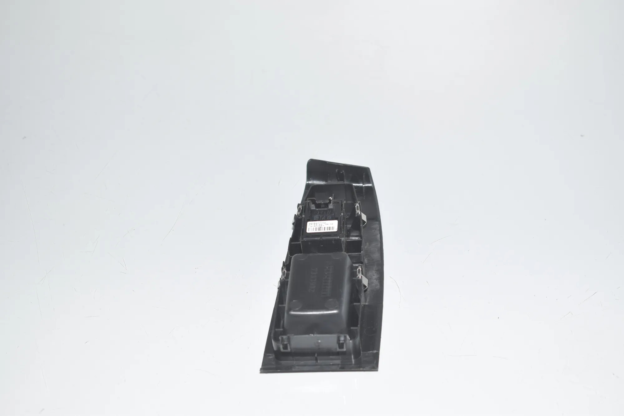 Rear Right Door Window Switch – OEM 9208107 · BMW 2 Active Tourer (F45) 220 d 2015 – 3