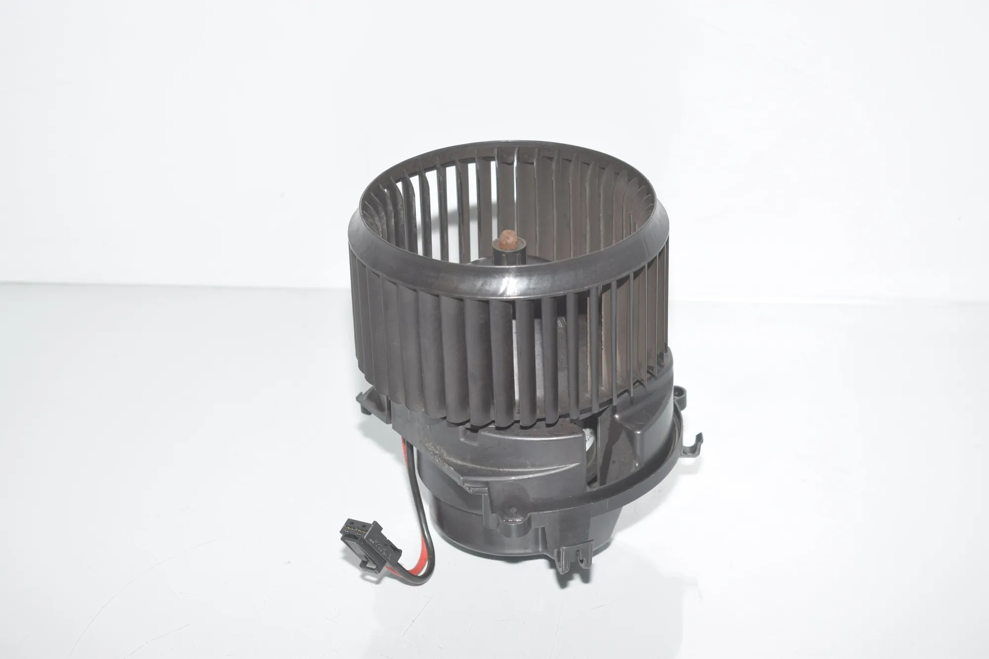 Heater Blower Fan – OEM 9297752 · BMW 2 Active Tourer (F45) 220 d 2015