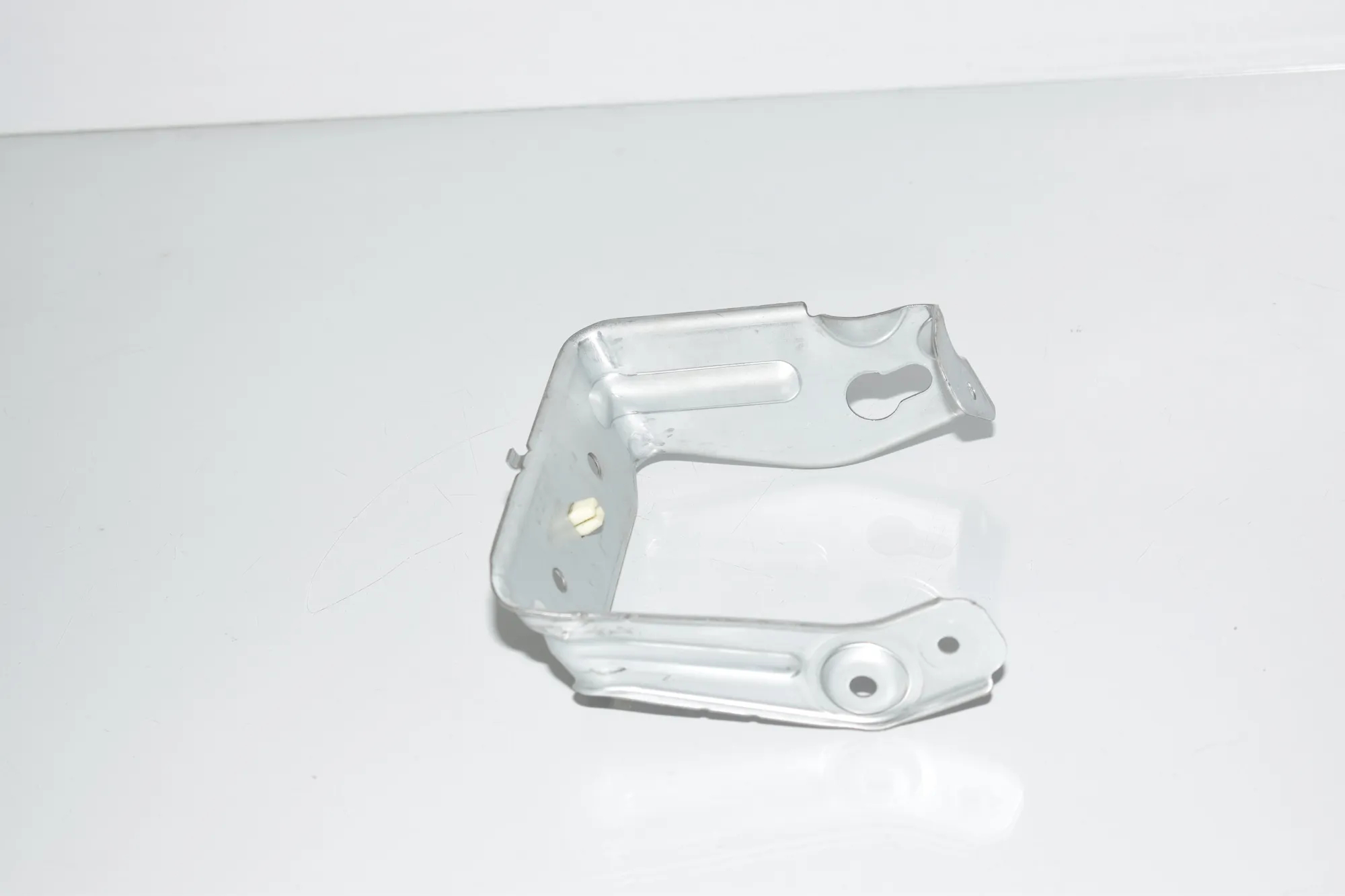 Bracket – OEM 9263406 · BMW 2 Active Tourer (F45) 220 d 2015 – 4