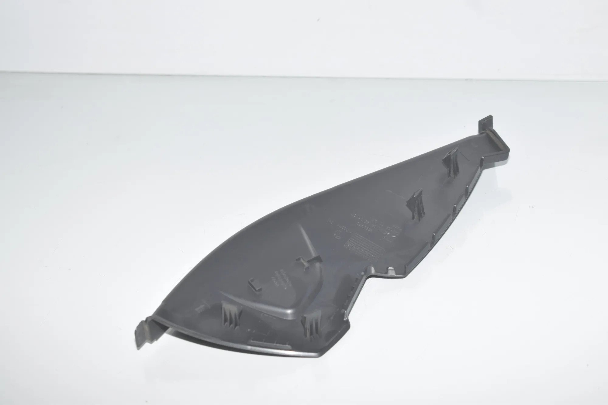 Dashboard Side Trim – OEM 9262979 · BMW 2 Active Tourer (F45) 220 d 2015 – 2