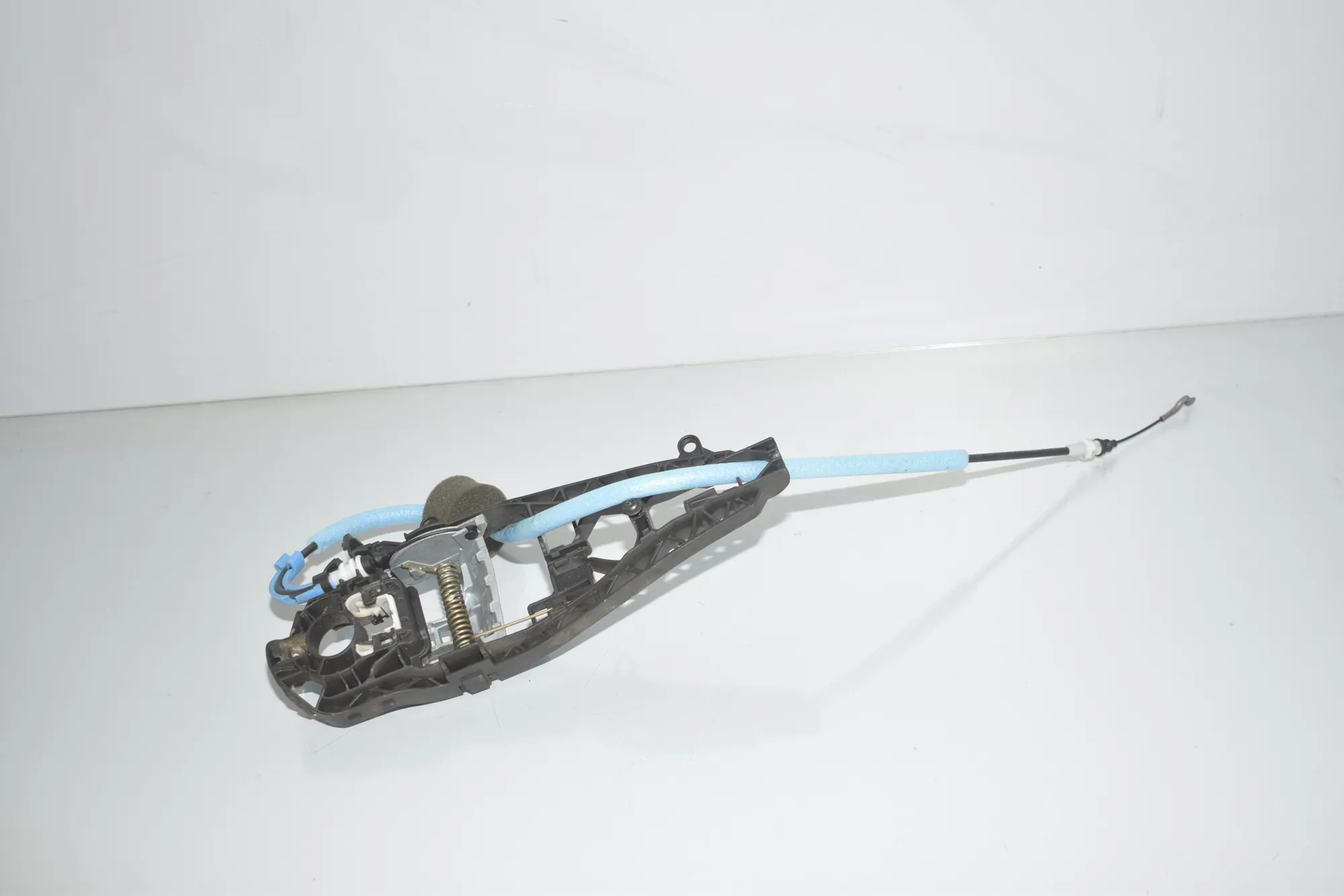 Rear Left Door Interior Handle Frame – OEM 7401209 · BMW 2 Active Tourer (F45) 220 d 2015 – 4