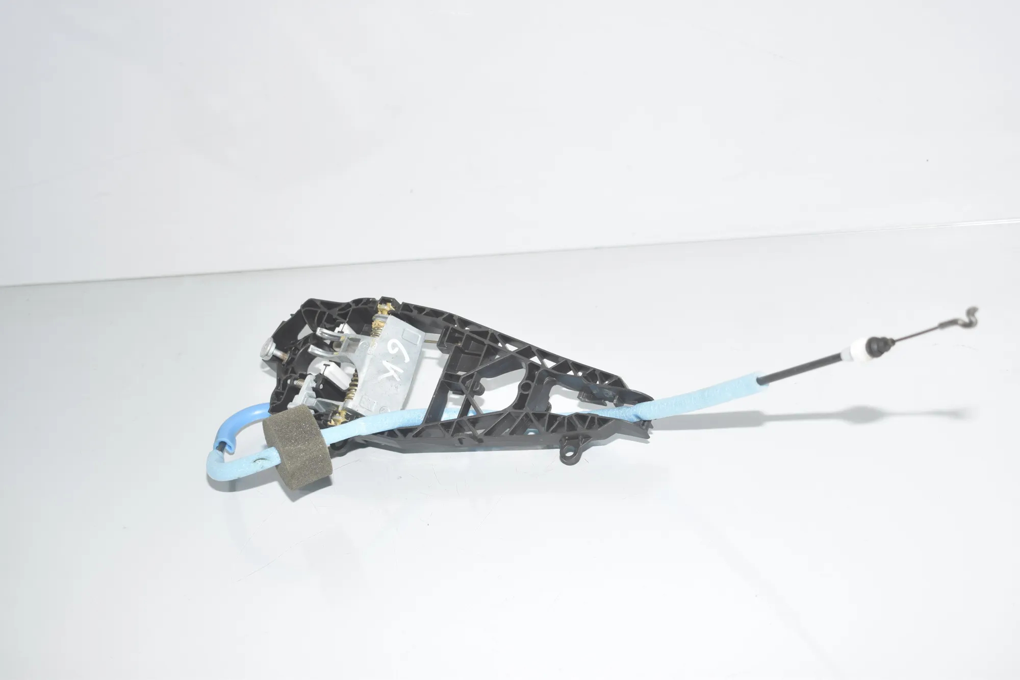 Rear Left Door Interior Handle Frame – OEM 7401209 · BMW 2 Active Tourer (F45) 220 d 2015 – 3