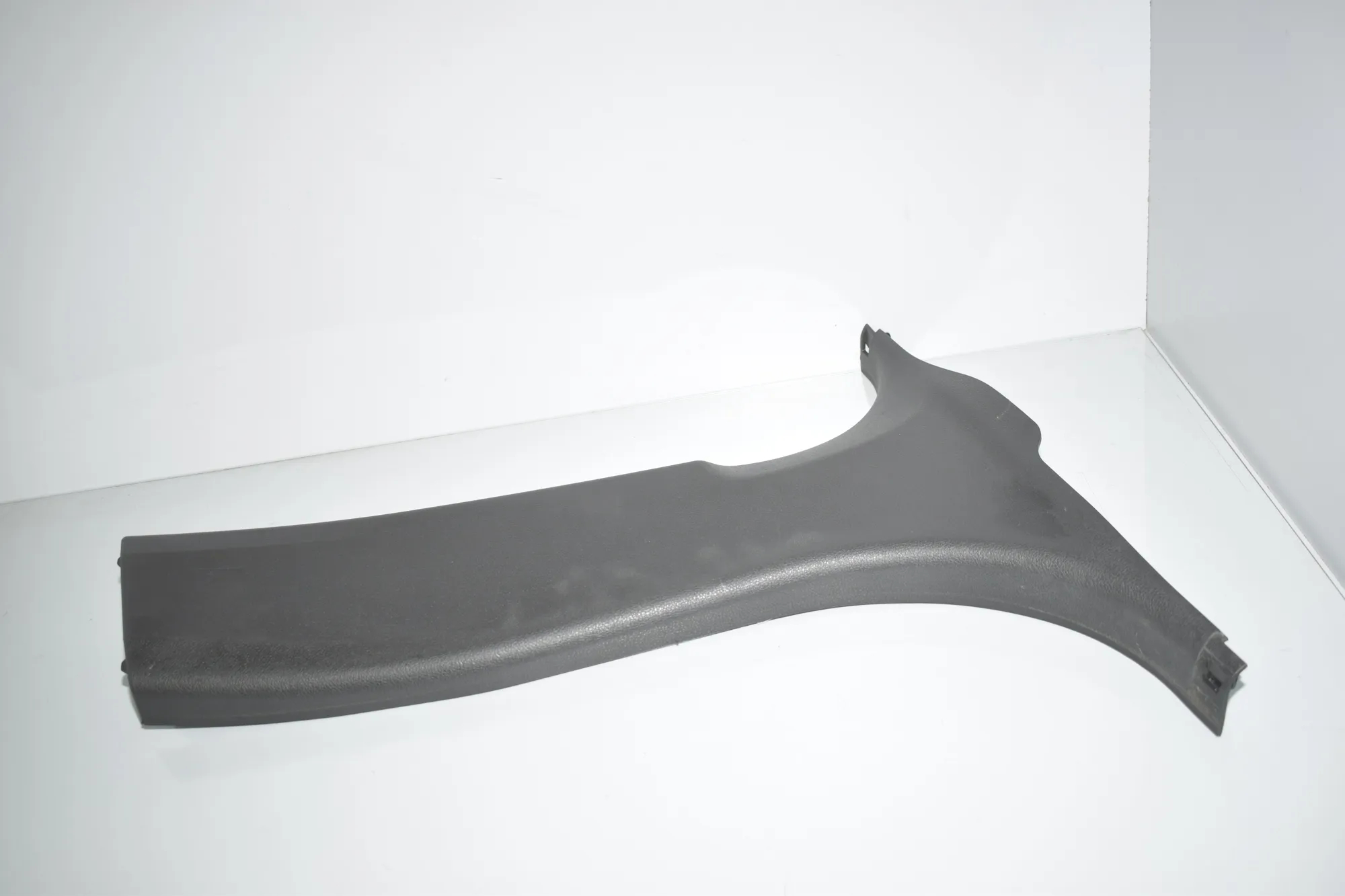 Right Side B Pillar Trim – OEM 7302434 · BMW 2 Active Tourer (F45) 220 d 2015 – 3
