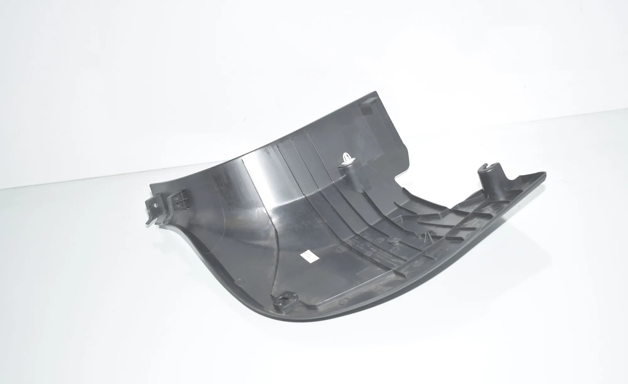 Front Right Interior Step Trim – OEM 7298814 · BMW 2 Active Tourer (F45) 220 d 2015 – 4