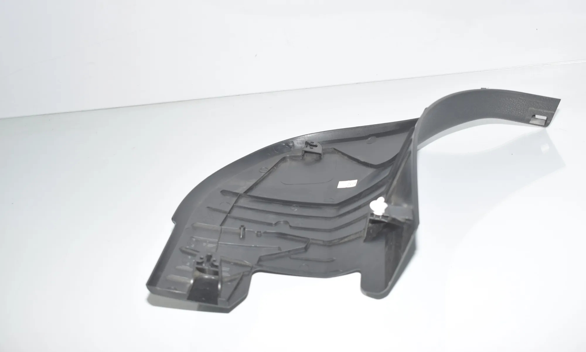 Front Right Interior Step Trim – OEM 7298814 · BMW 2 Active Tourer (F45) 220 d 2015 – 5