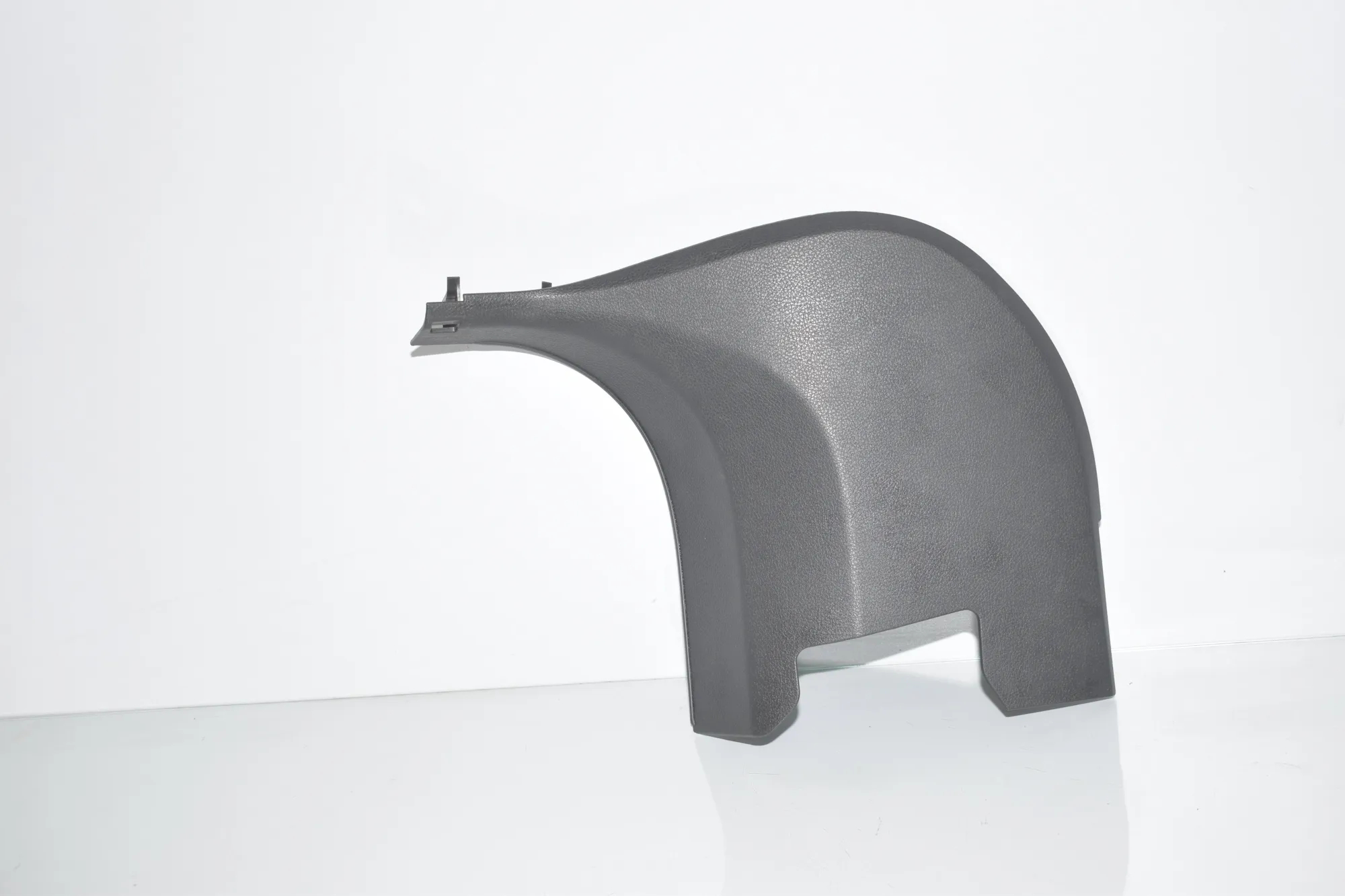 Front Right Interior Step Trim – OEM 7298814 · BMW 2 Active Tourer (F45) 220 d 2015