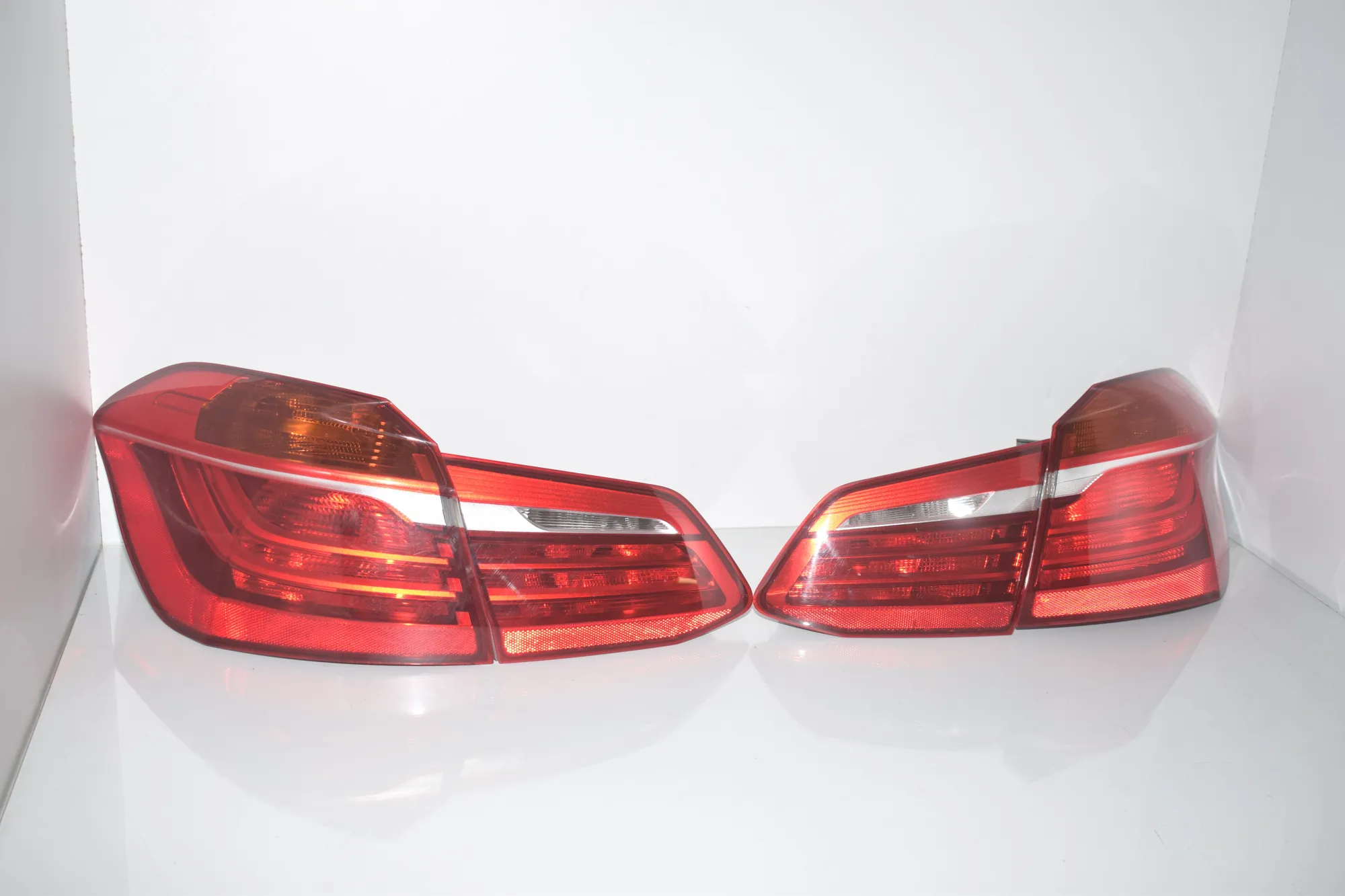 Rear Tail Light Set – OEM 7311032 · BMW 2 Active Tourer (F45) 220 d 2015 – 5