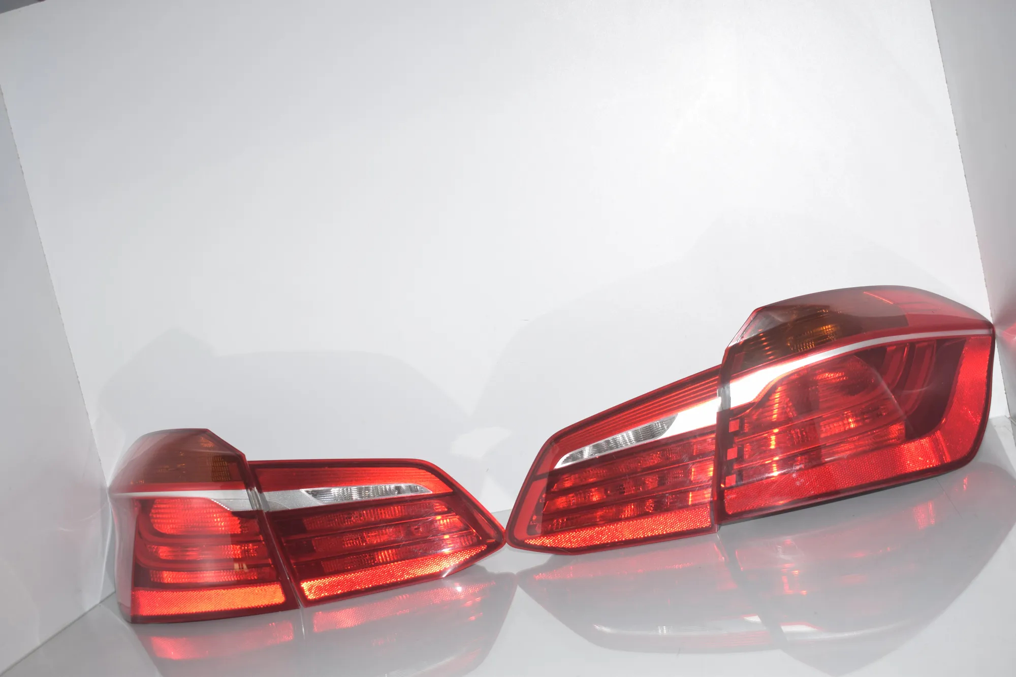 Rear Tail Light Set – OEM 7311032 · BMW 2 Active Tourer (F45) 220 d 2015 – 6