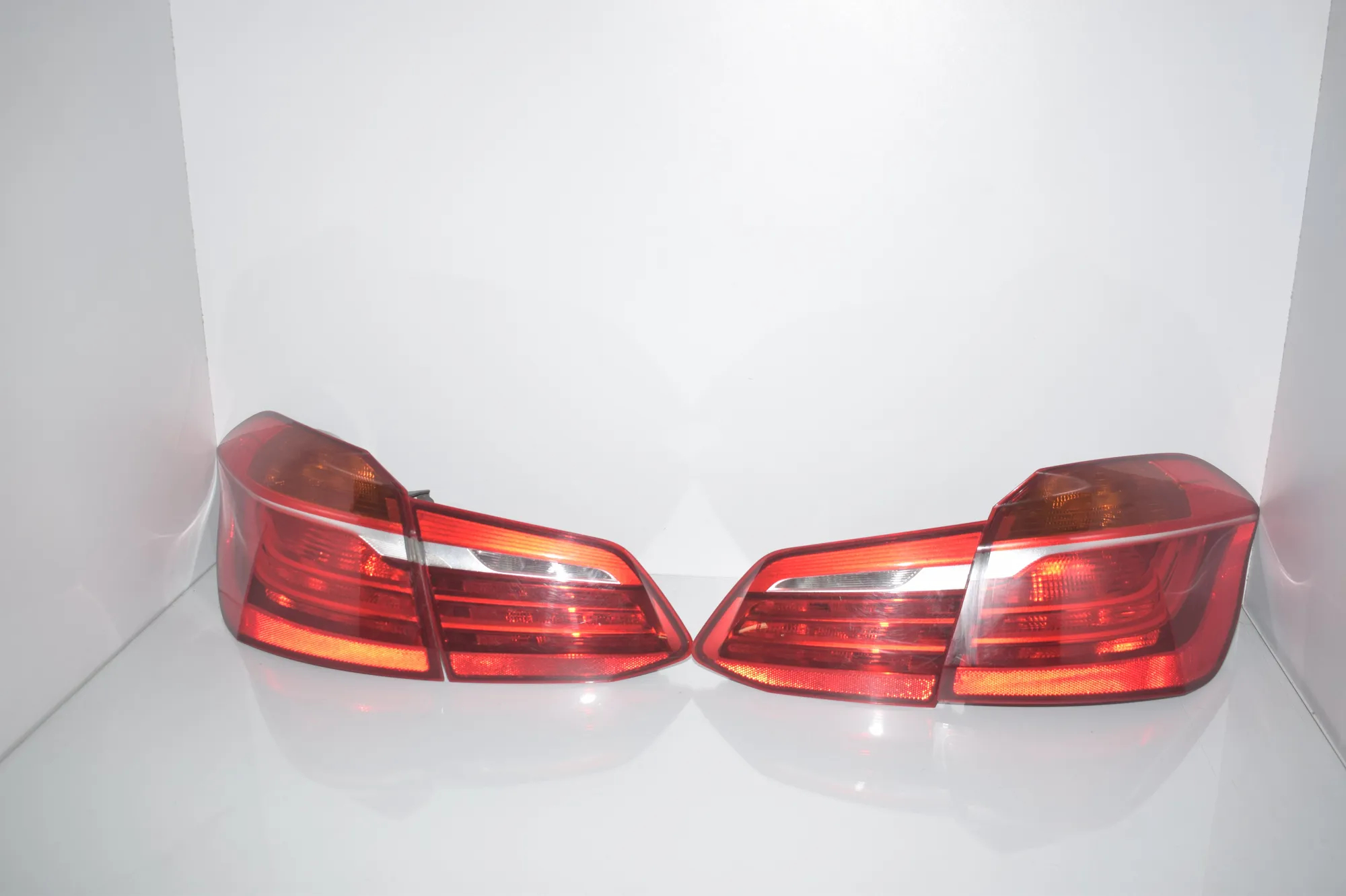 Rear Tail Light Set – OEM 7311032 · BMW 2 Active Tourer (F45) 220 d 2015 – 4