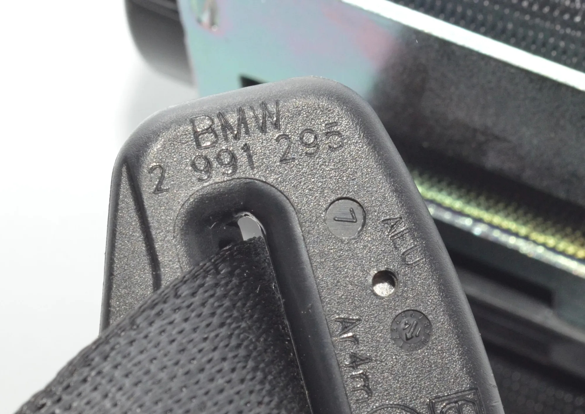 Rear Right Seatbelt – OEM 2991295 · BMW X1 (E84) xDrive 20 i 2014 – 5