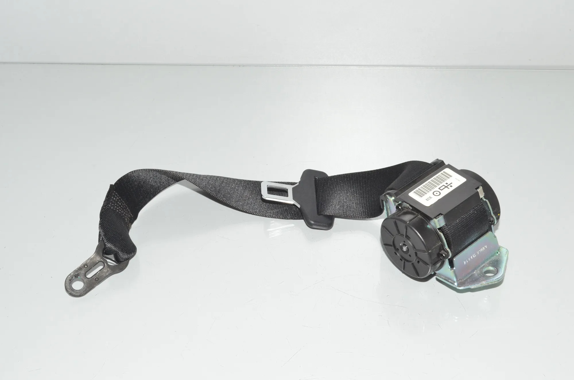 Rear Right Seatbelt – OEM 2991295 · BMW X1 (E84) xDrive 20 i 2014 – 2