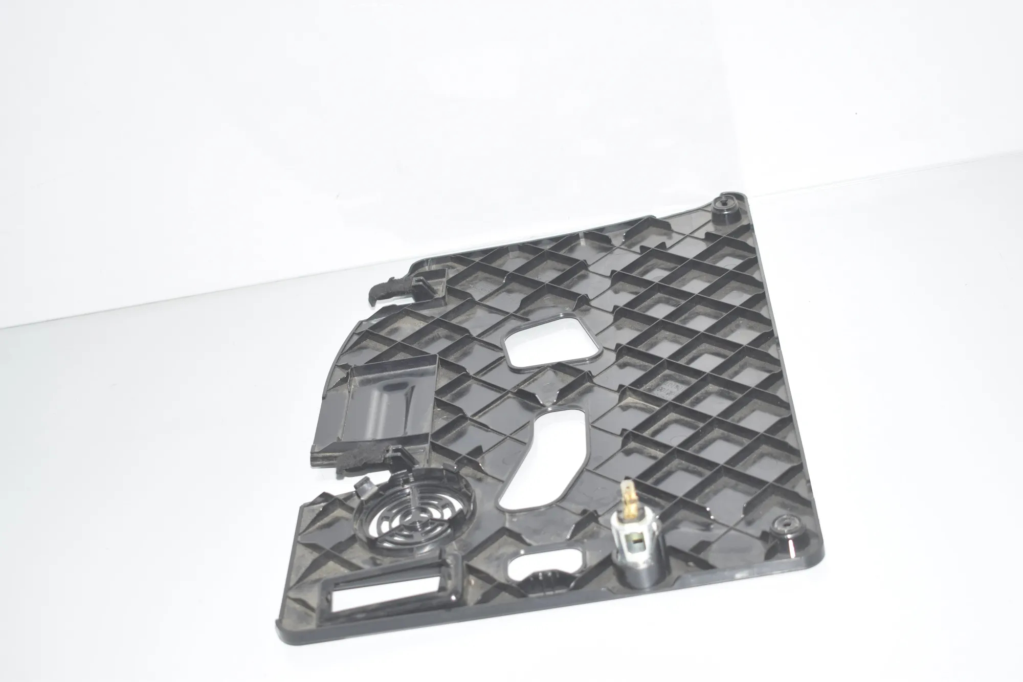 Dashboard Lower Trim – OEM 9316560 · BMW 2 Active Tourer (F45) 220 d 2015 – 4