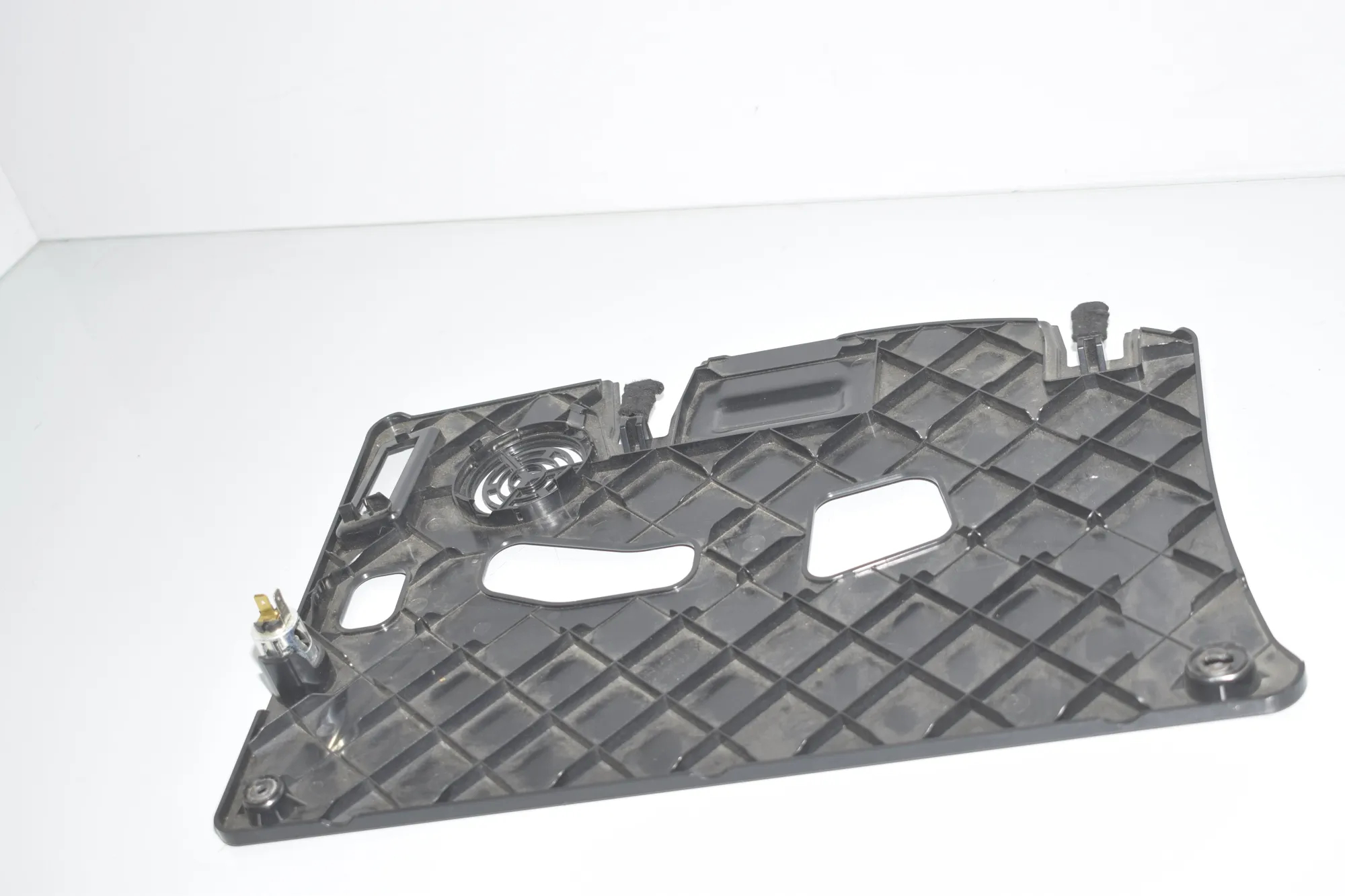 Dashboard Lower Trim – OEM 9316560 · BMW 2 Active Tourer (F45) 220 d 2015 – 5