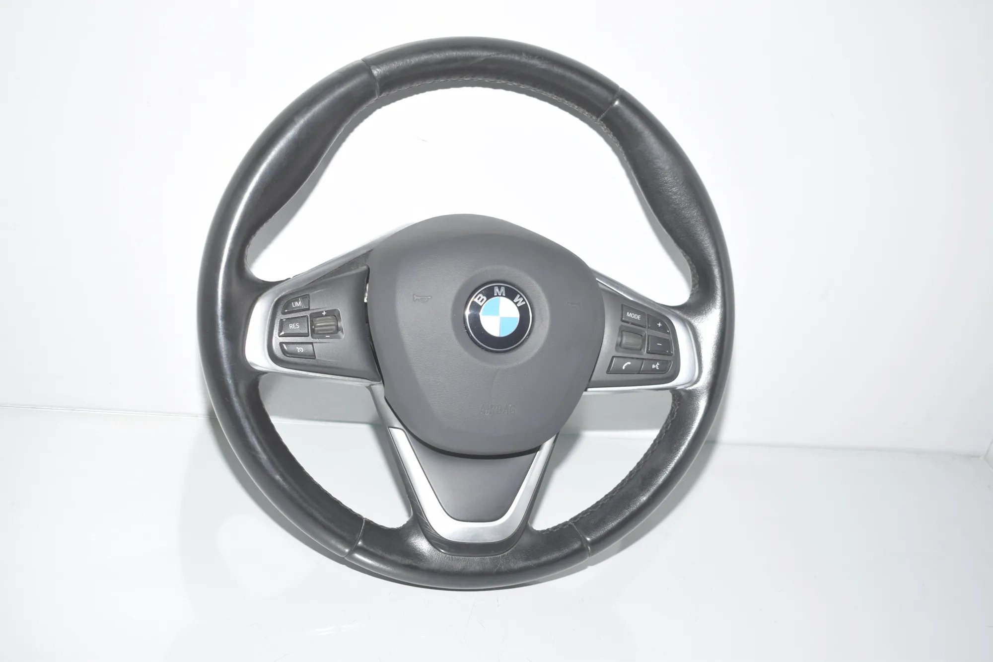 Steering Wheel – OEM 6860284 · BMW 2 Active Tourer (F45) 220 d 2015 – 4