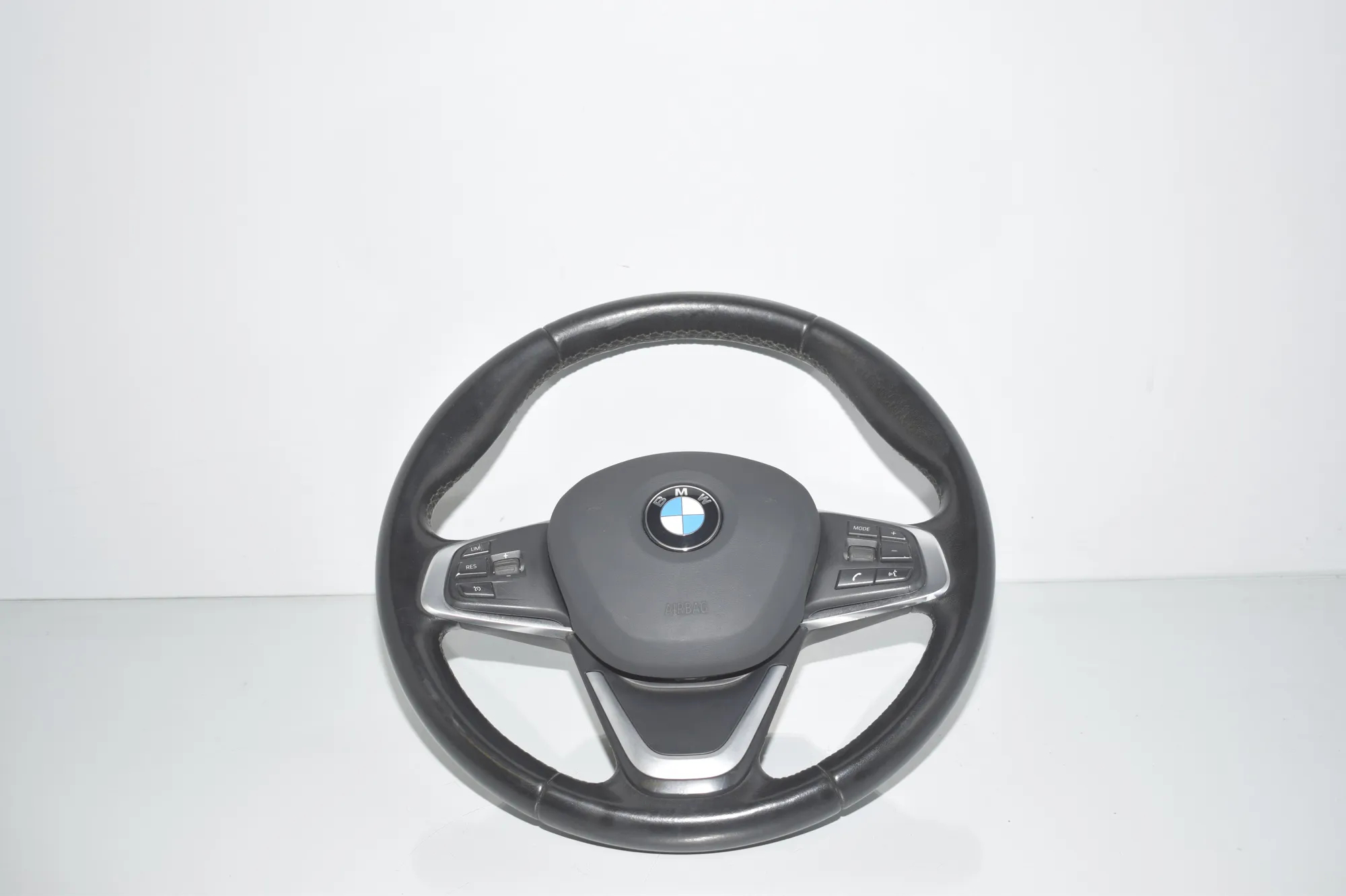Steering Wheel – OEM 6860284 · BMW 2 Active Tourer (F45) 220 d 2015 – 2