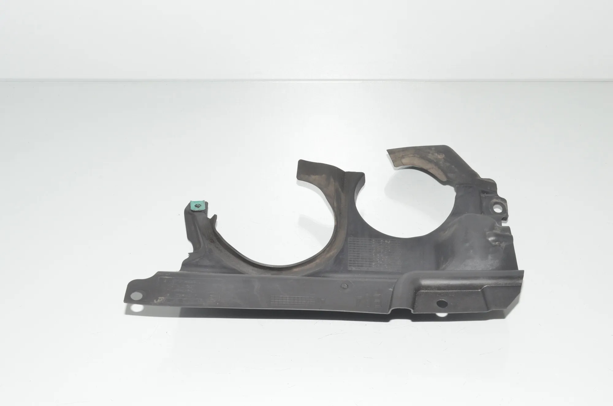 Control Arm Cover – OEM 2990817 · BMW X1 (E84) xDrive 20 i 2014
