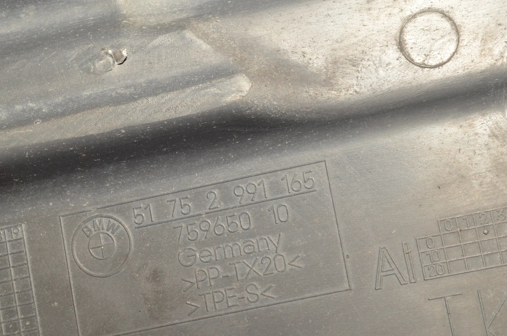 Rear Left Underbody Cover – OEM 2991165 · BMW X1 (E84) xDrive 20 i 2014 – 5