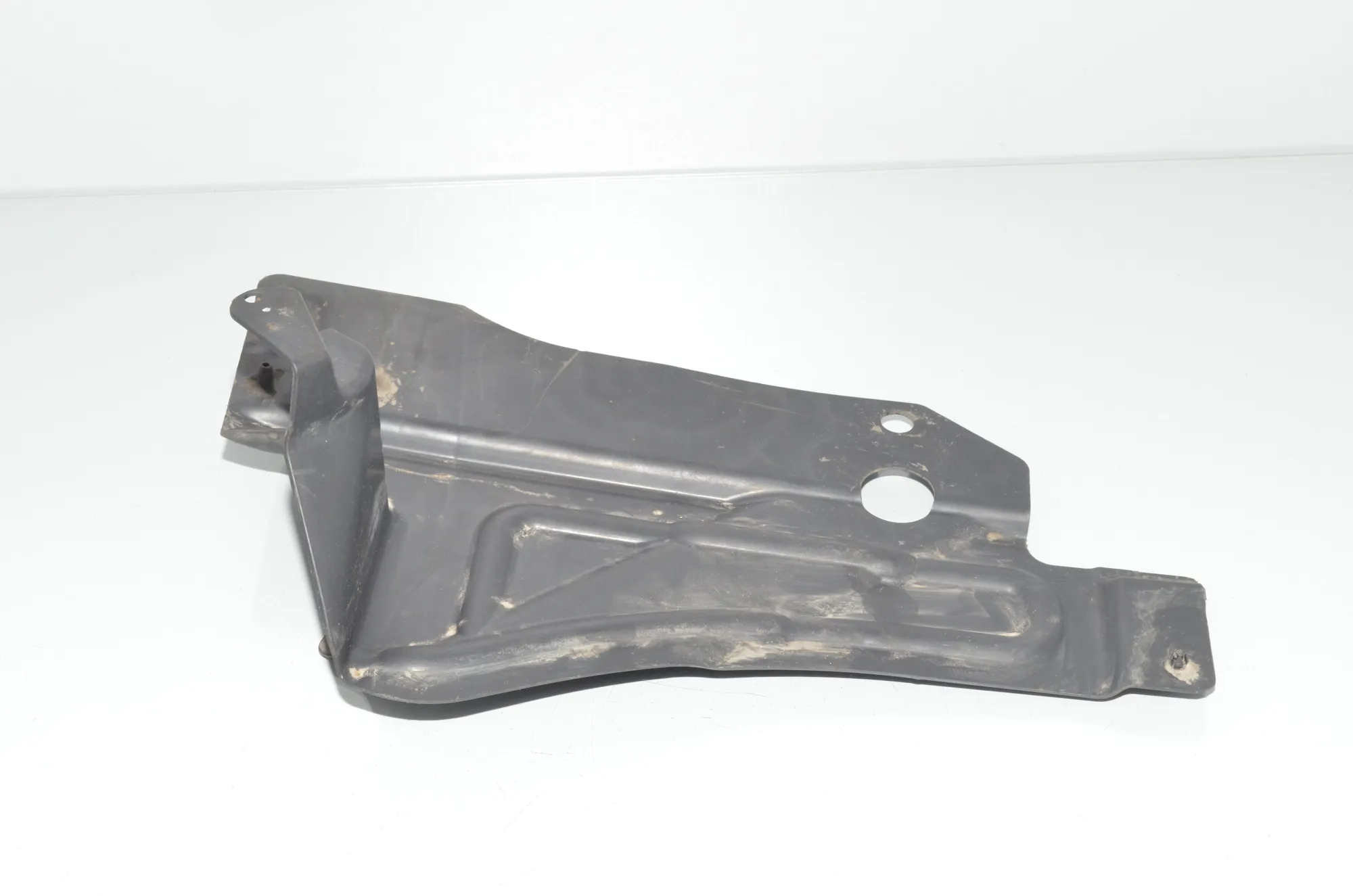 Rear Left Underbody Cover – OEM 2991165 · BMW X1 (E84) xDrive 20 i 2014 – 2