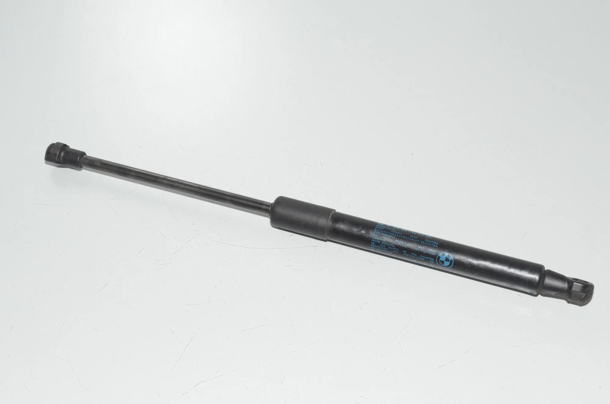 Front Left Bonnet Strut – OEM 2990344 · BMW X1 (E84) xDrive 20 i 2014 – 2