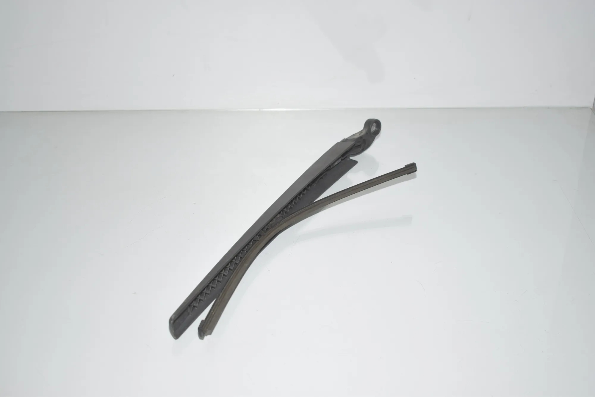Rear Window Wiper – OEM 7474256 · BMW X3 (F25) BMW X3 (F25) sDrive 18 d 2018 – 3
