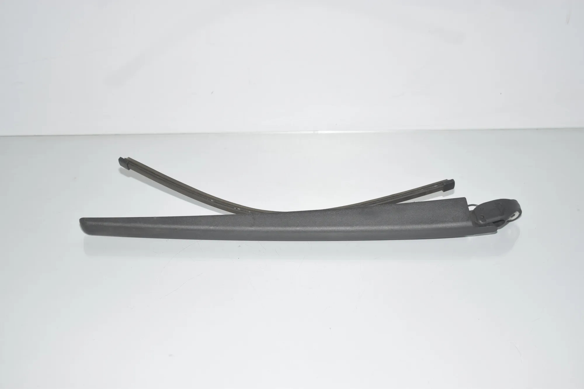 Rear Window Wiper – OEM 7474256 · BMW X3 (F25) BMW X3 (F25) sDrive 18 d 2018