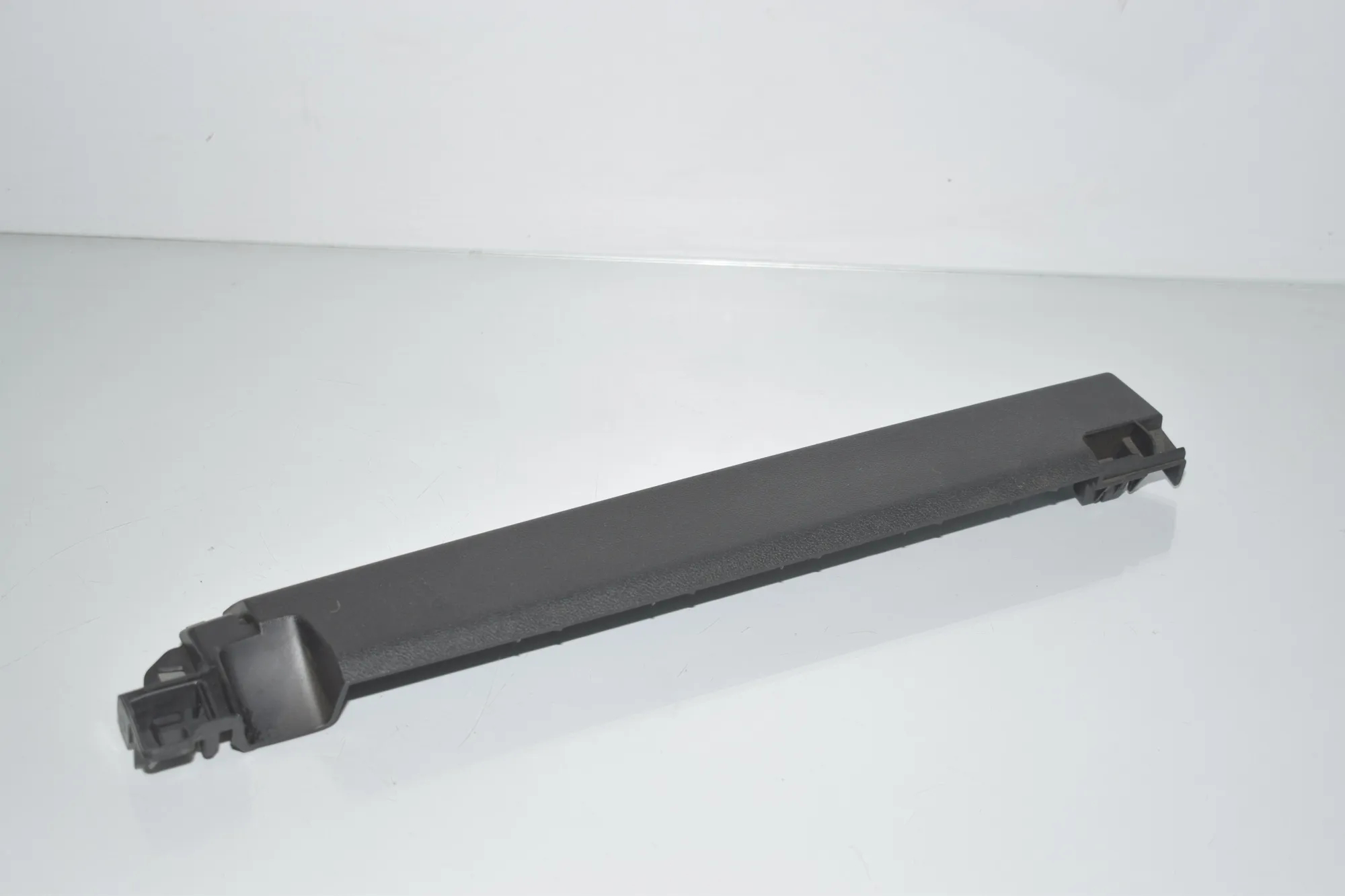 Seat Cover Trim – OEM 7471005 · BMW X5 (G05) BMW X5 (G05) xDrive 25d 2020 – 3