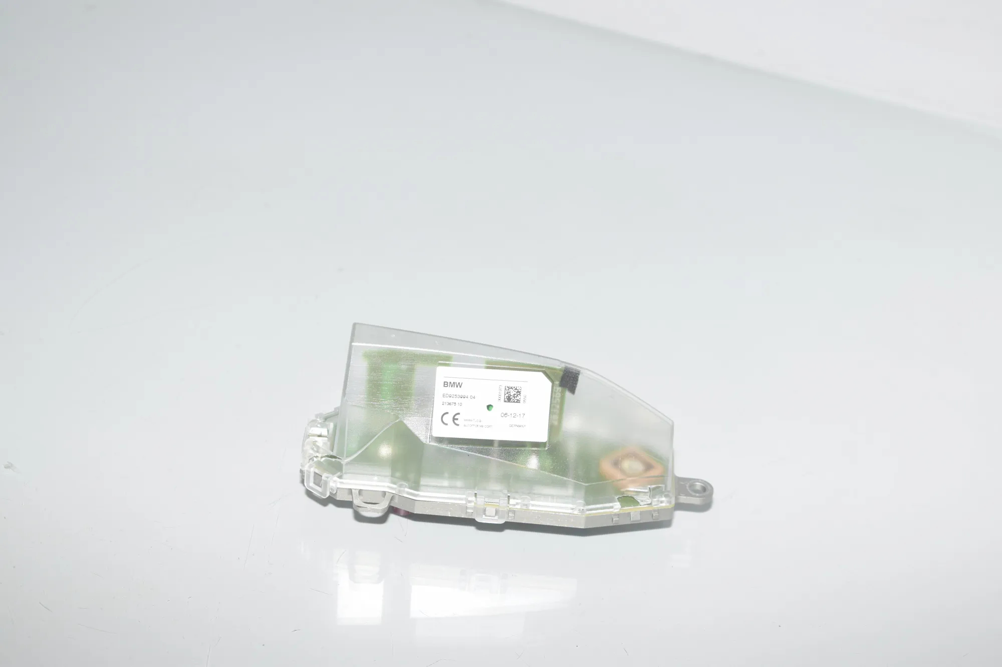 Antenna – OEM 9253994 · BMW i3 (I01) BMW i3 (I01) Hybrid 2020 – 3