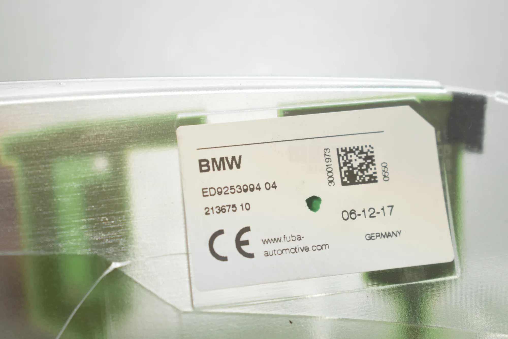 Antenna – OEM 9253994 · BMW i3 (I01) BMW i3 (I01) Hybrid 2020 – 6