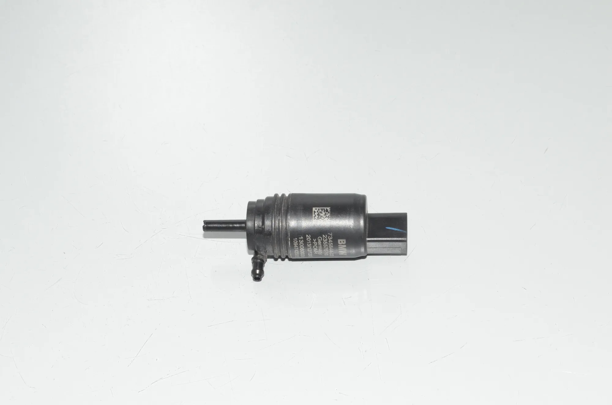 Washer Tank Motor – OEM 7345844 · BMW X1 (E84) xDrive 20 i 2014 – 2