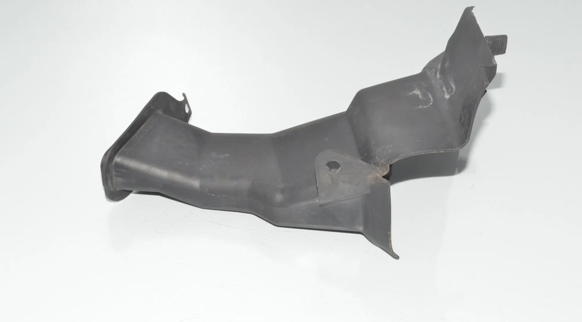 Water Drain Line Hose – OEM 6925978 · BMW X1 (E84) xDrive 20 i 2014 – 3