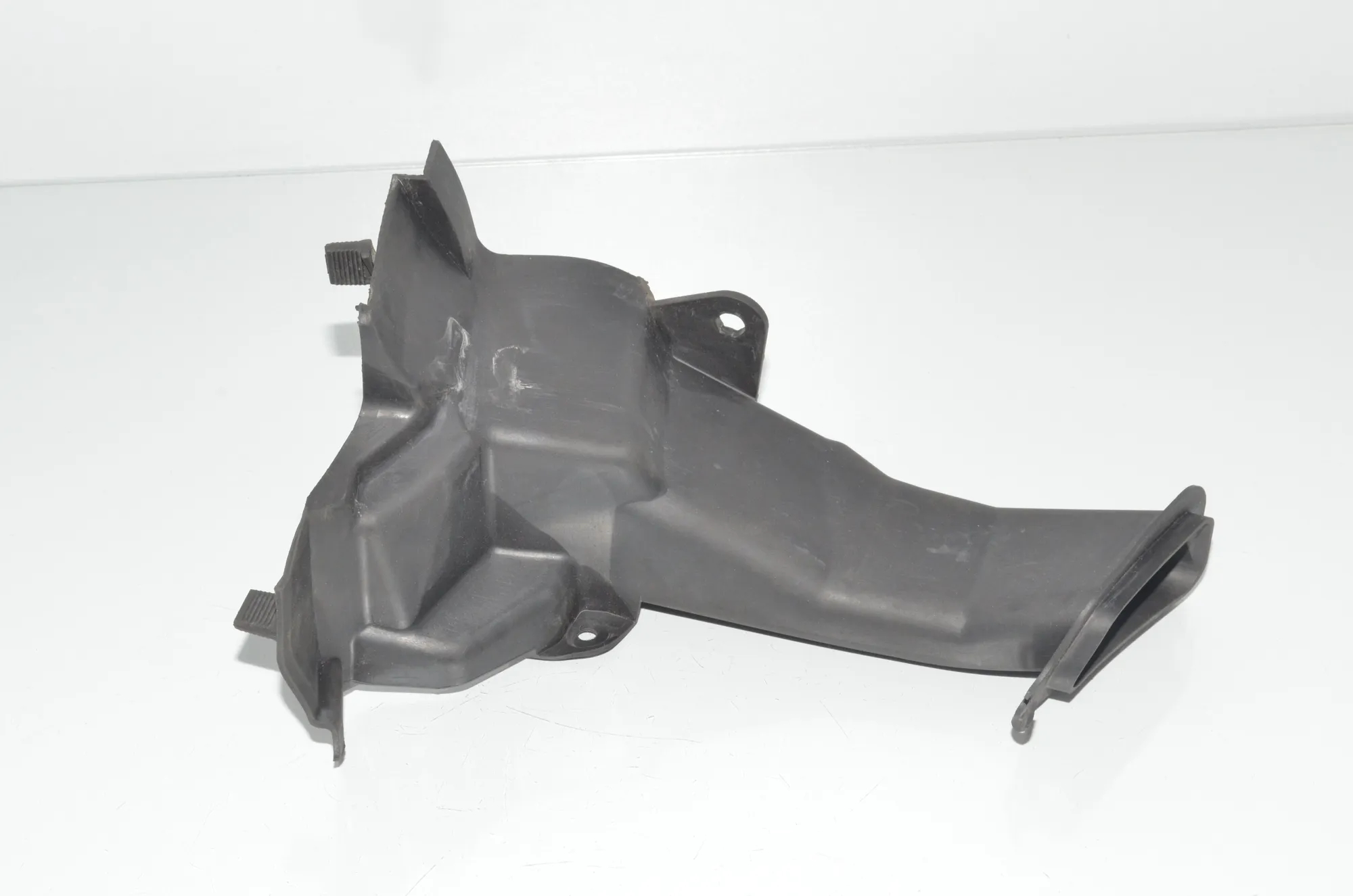 Water Drain Line Hose – OEM 6925978 · BMW X1 (E84) xDrive 20 i 2014 – 2